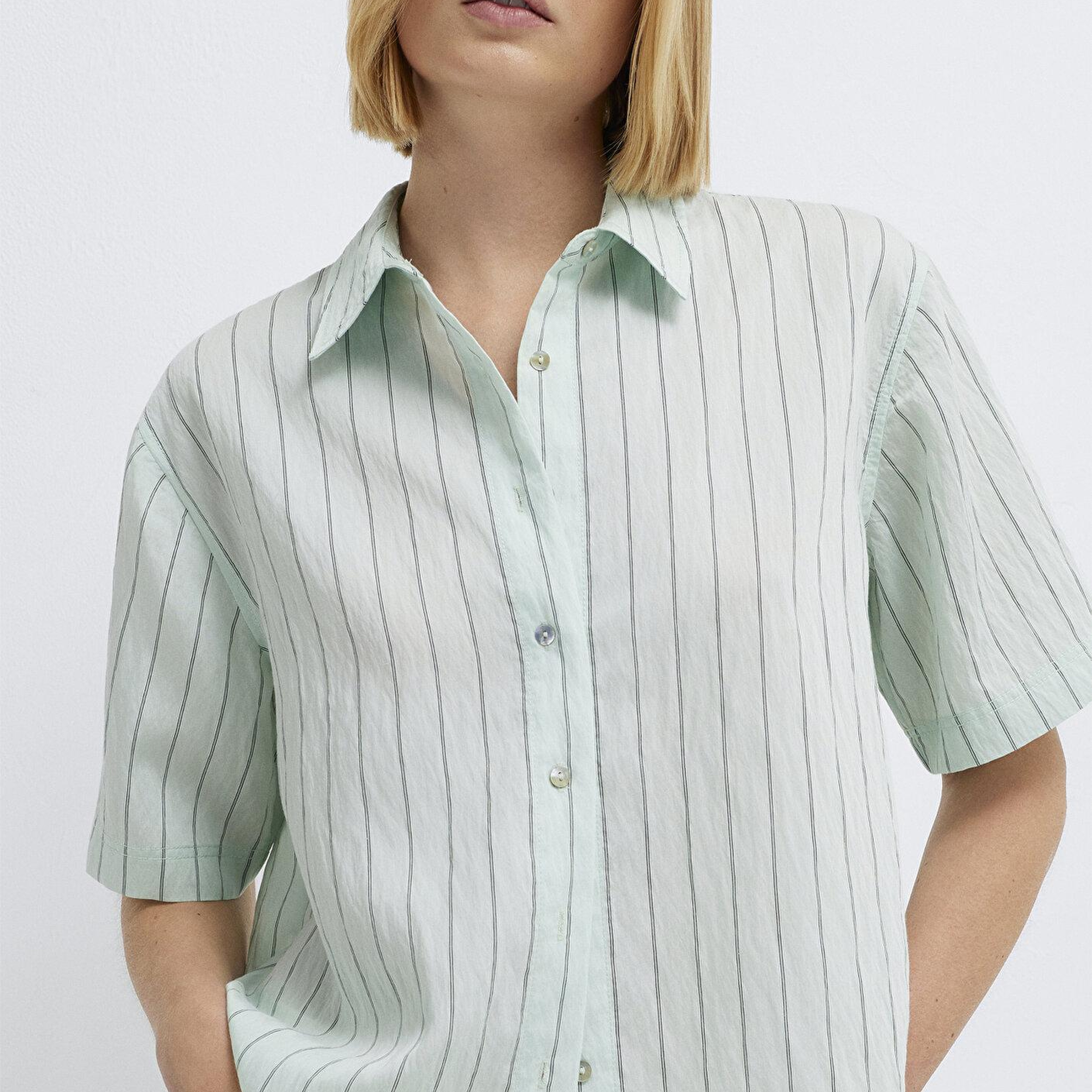 Mavi Çizgili Yeşil Crop Gömlek Loose Fit / Bol Rahat Kesim 1211459-91506