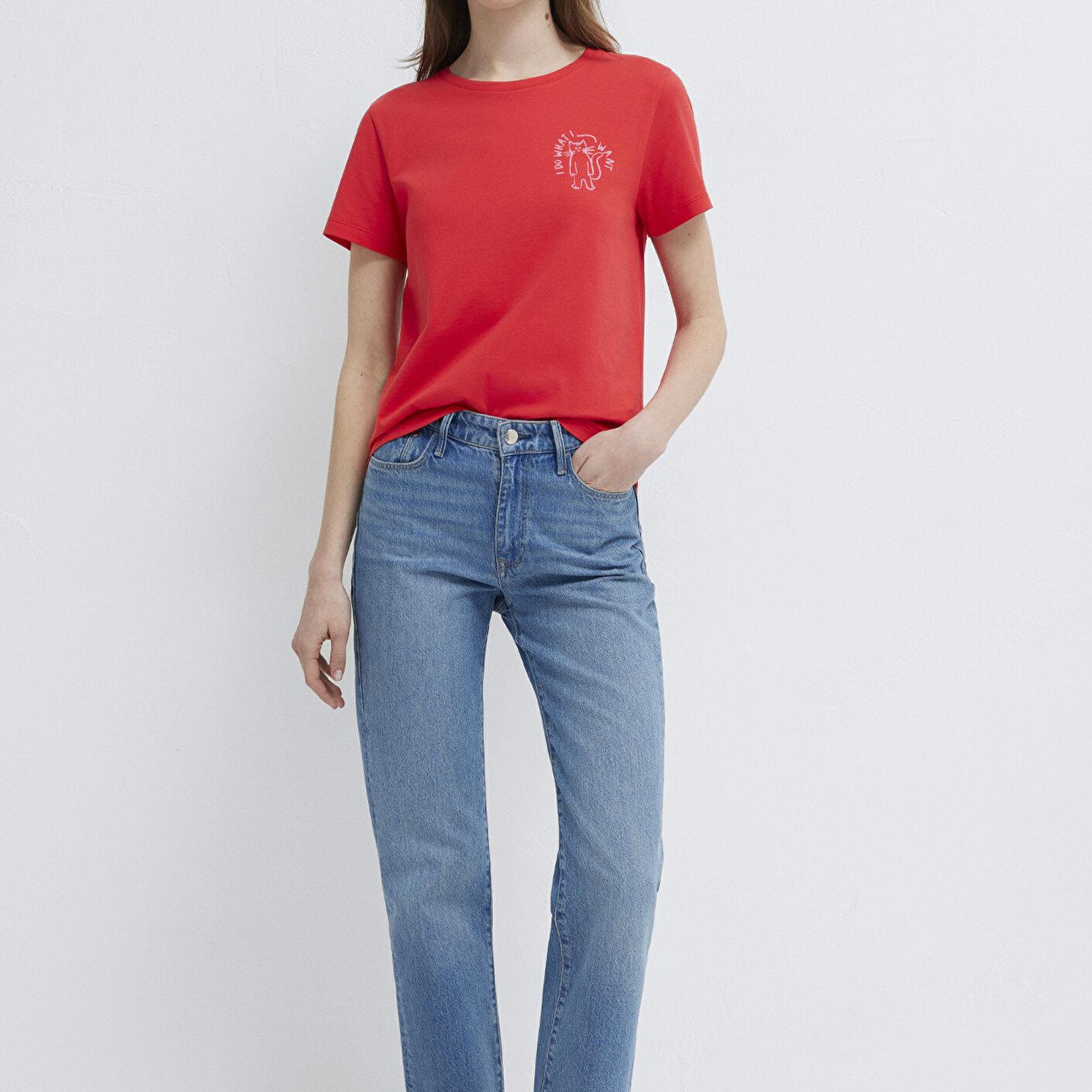 Mavi Kedi Baskılı Kırmızı Tişört Semi Slim Fit / Yarı Dar Kesim 1613873-71083