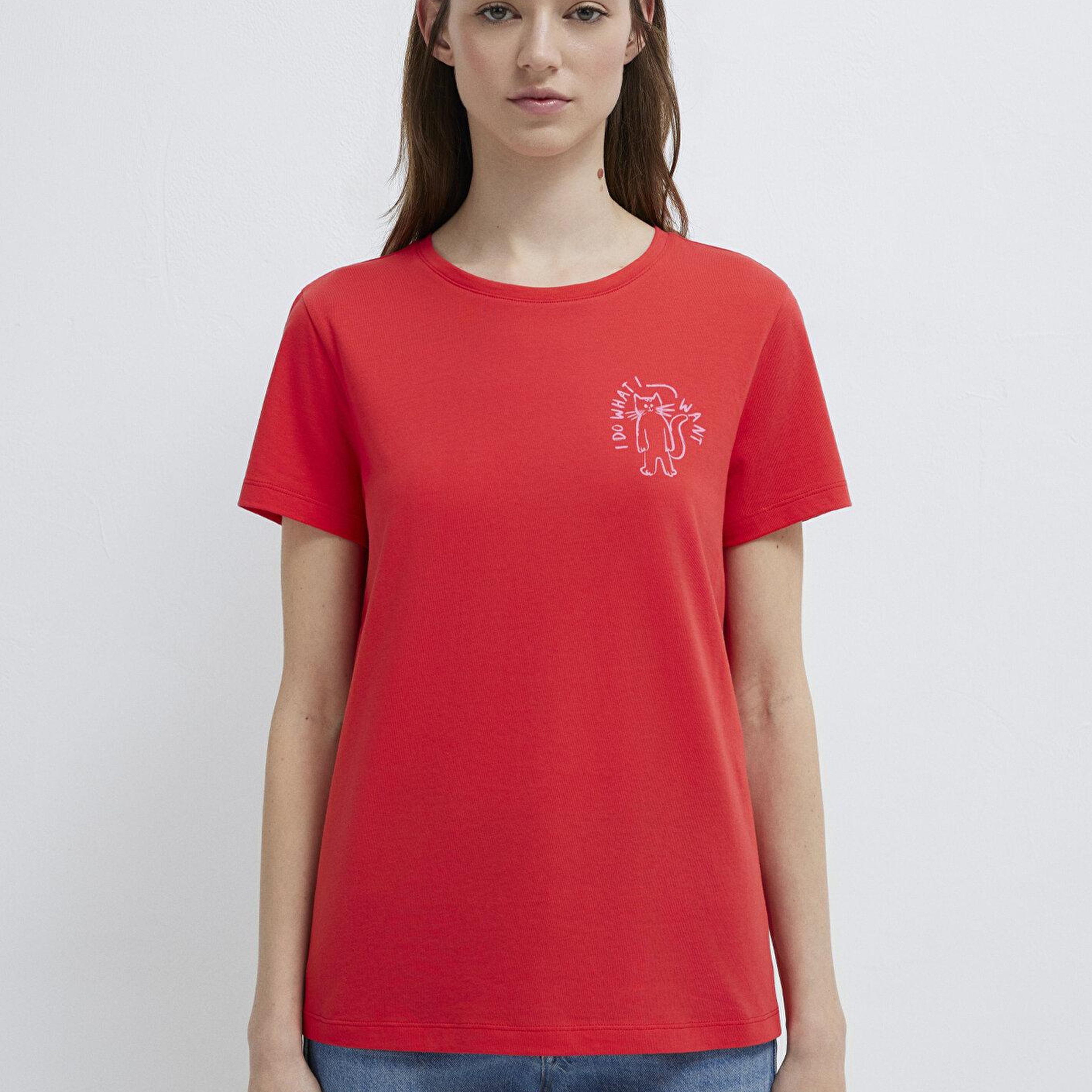 Mavi Kedi Baskılı Kırmızı Tişört Semi Slim Fit / Yarı Dar Kesim 1613873-71083