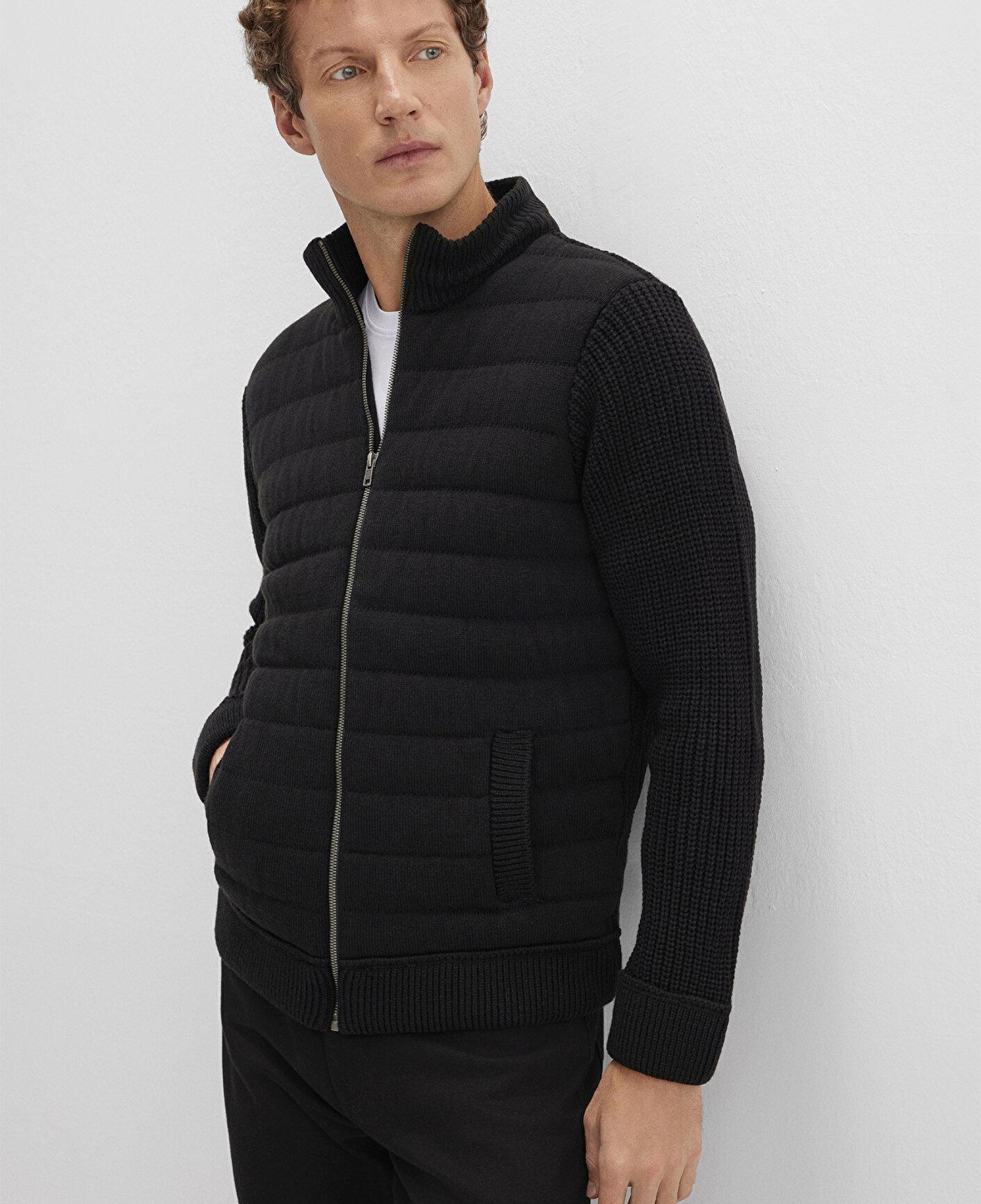 Mavi Fermuarlı Siyah Triko Hırka Slim Fit / Dar Kesim 070697-900