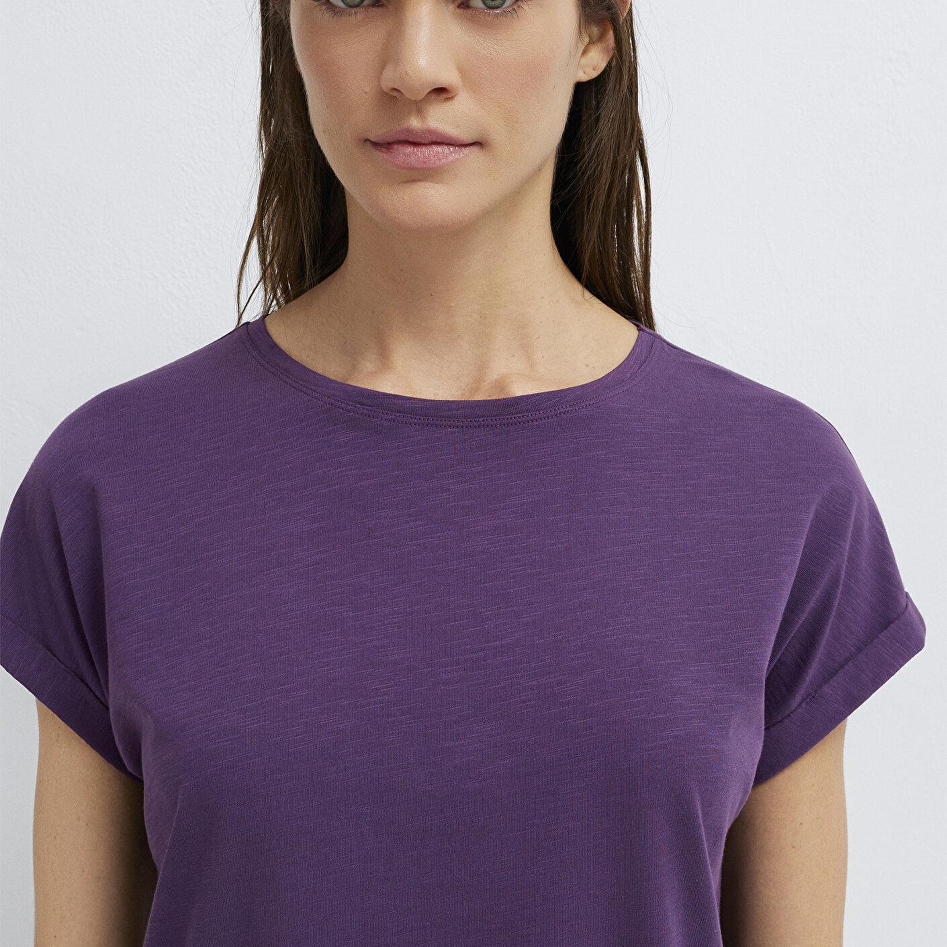 Mavi Bisiklet Yaka Mor Basic Tişört Regular Fit / Normal Kesim 1614177-70666