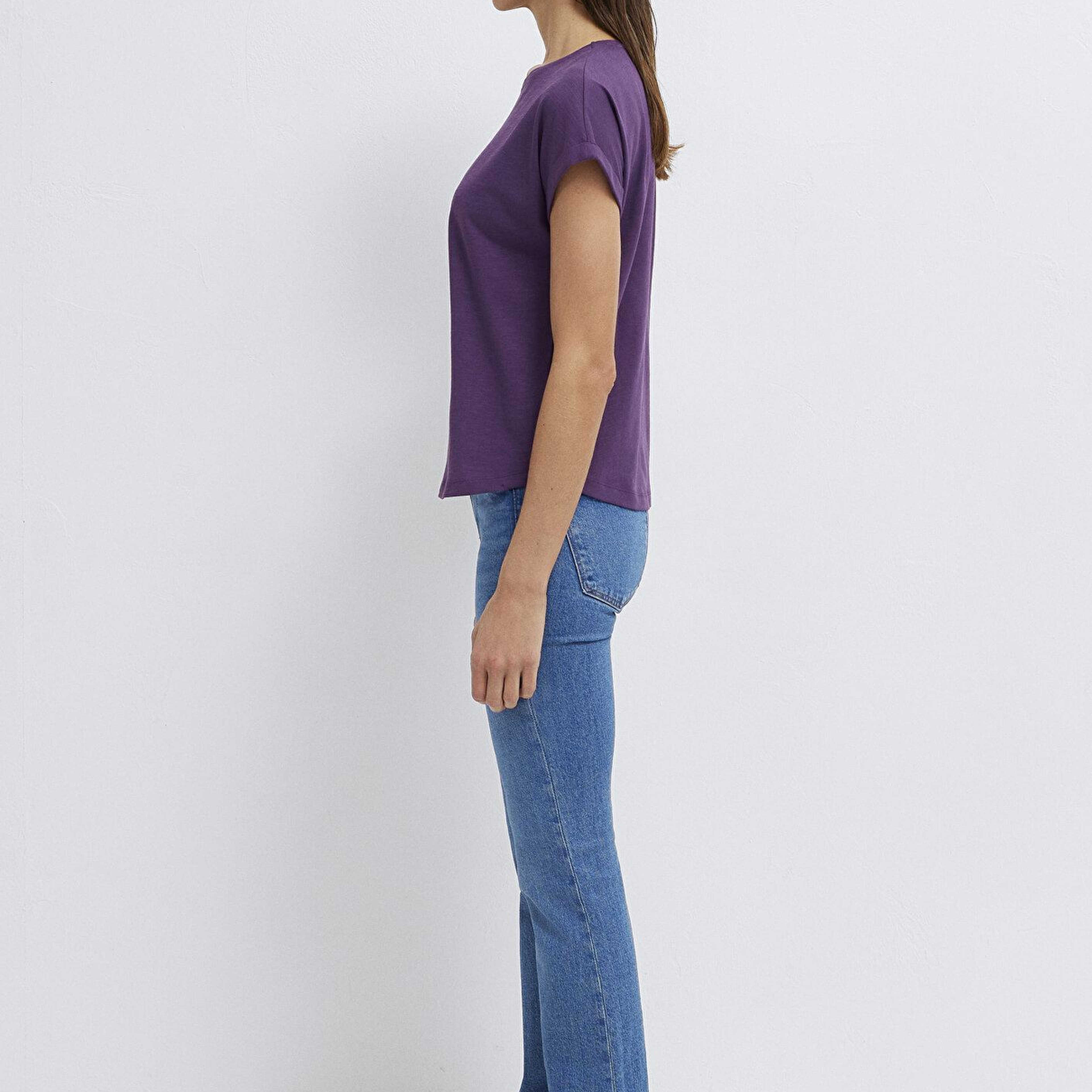 Mavi Bisiklet Yaka Mor Basic Tişört Regular Fit / Normal Kesim 1614177-70666