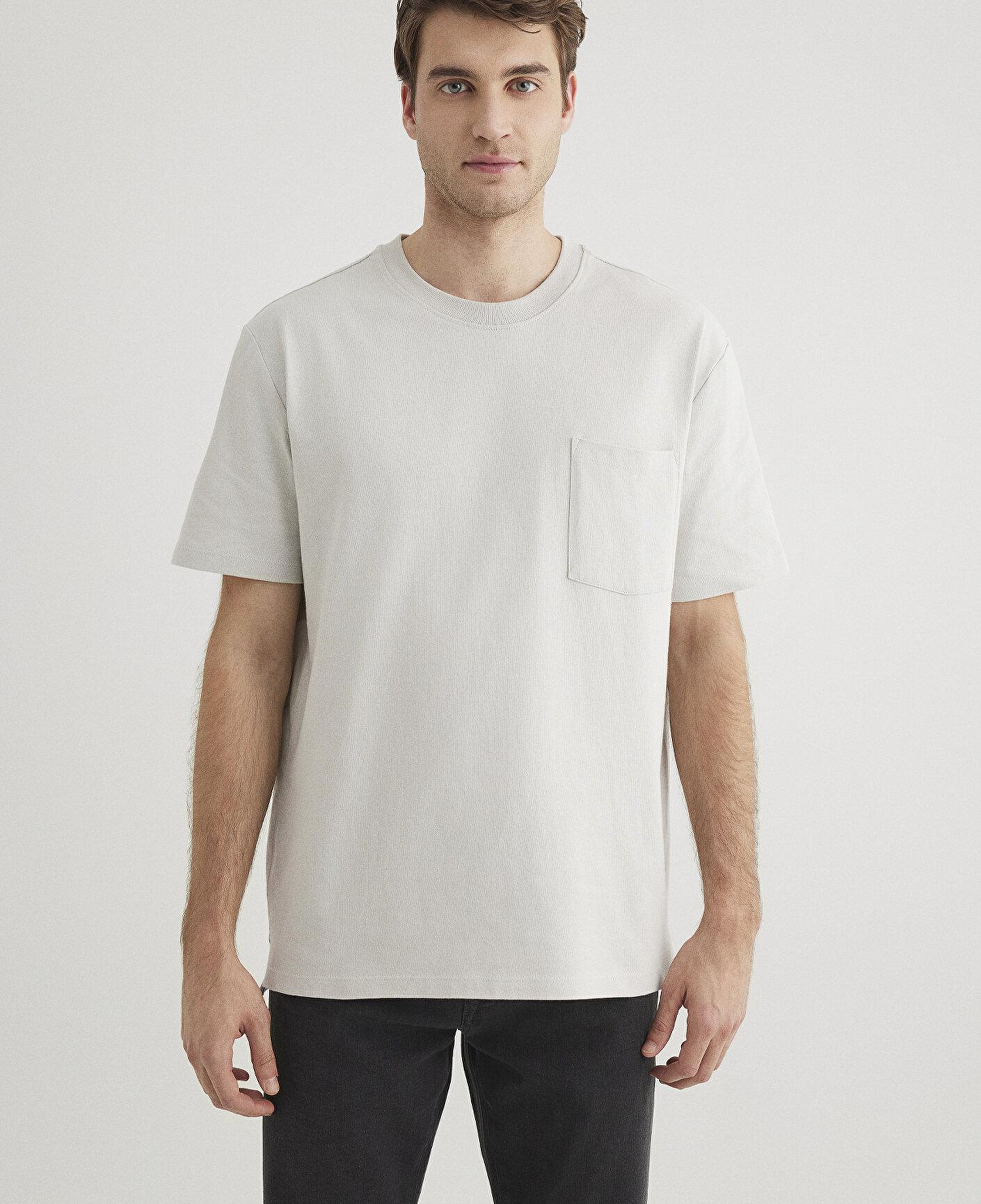 Mavi Cep Detaylı Gri Basic Tişört Loose Fit / Bol Rahat Kesim 066248-70080