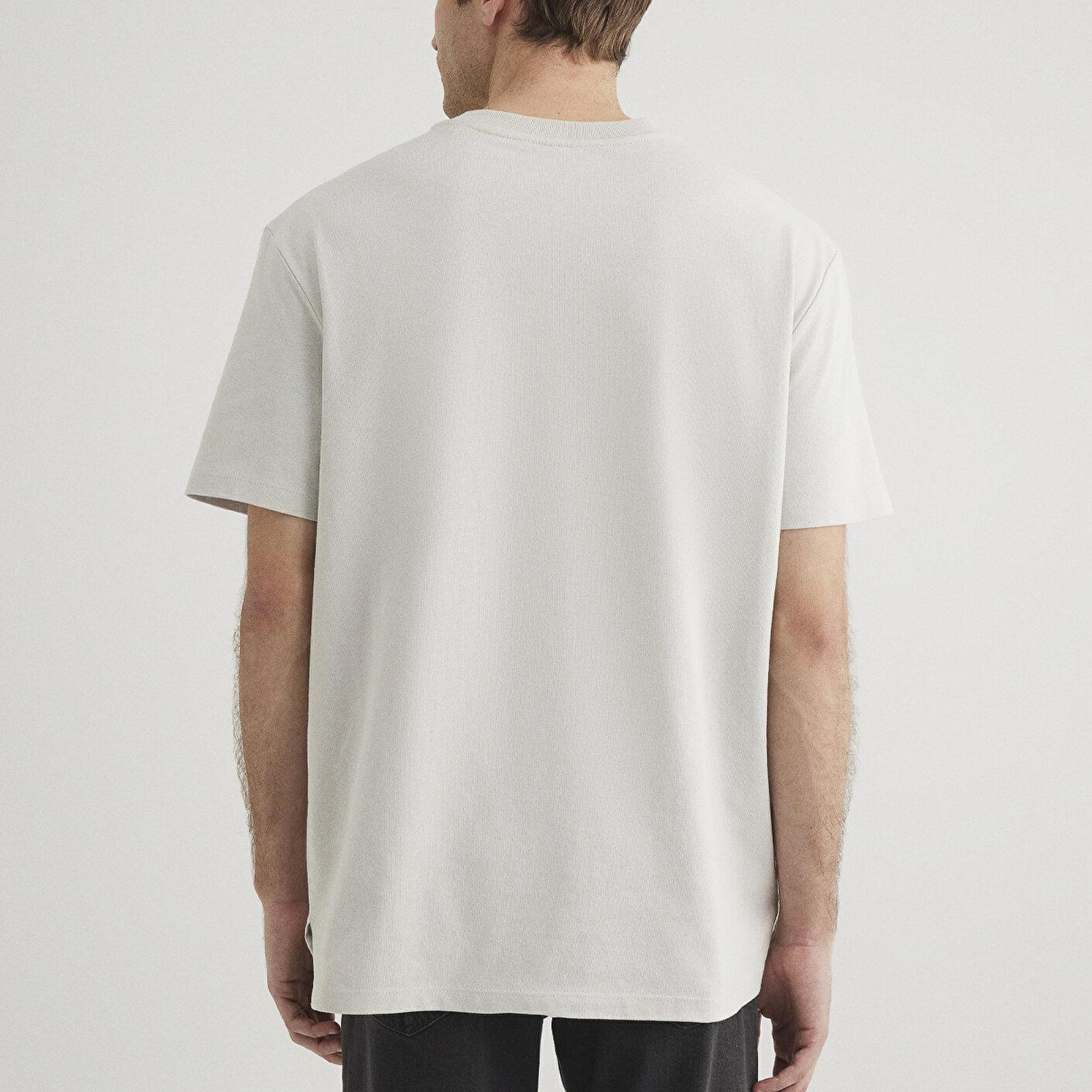 Mavi Cep Detaylı Gri Basic Tişört Loose Fit / Bol Rahat Kesim 066248-70080
