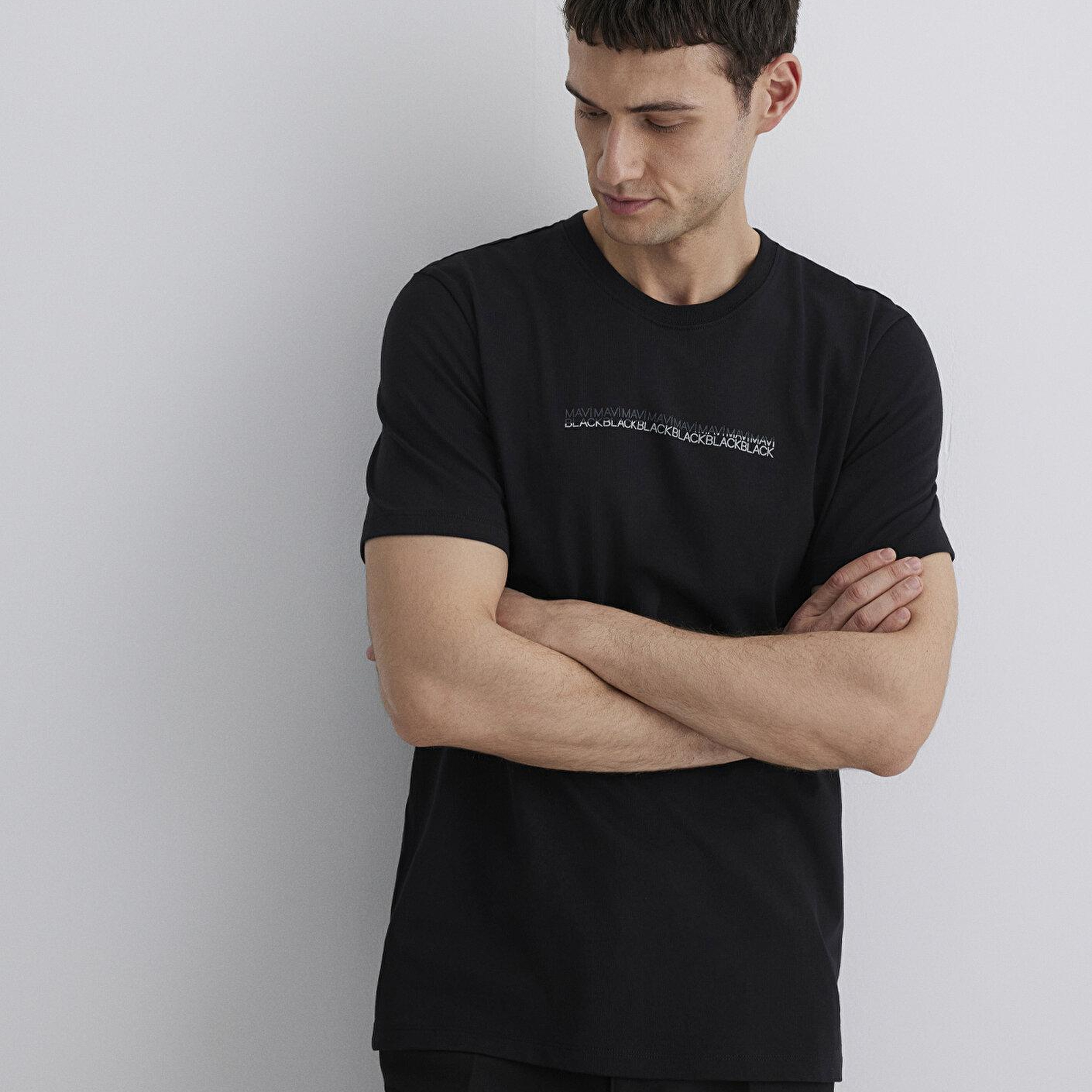 Mavi Mavi Black Baskılı Siyah Tişört Regular Fit / Normal Kesim 0612647-900