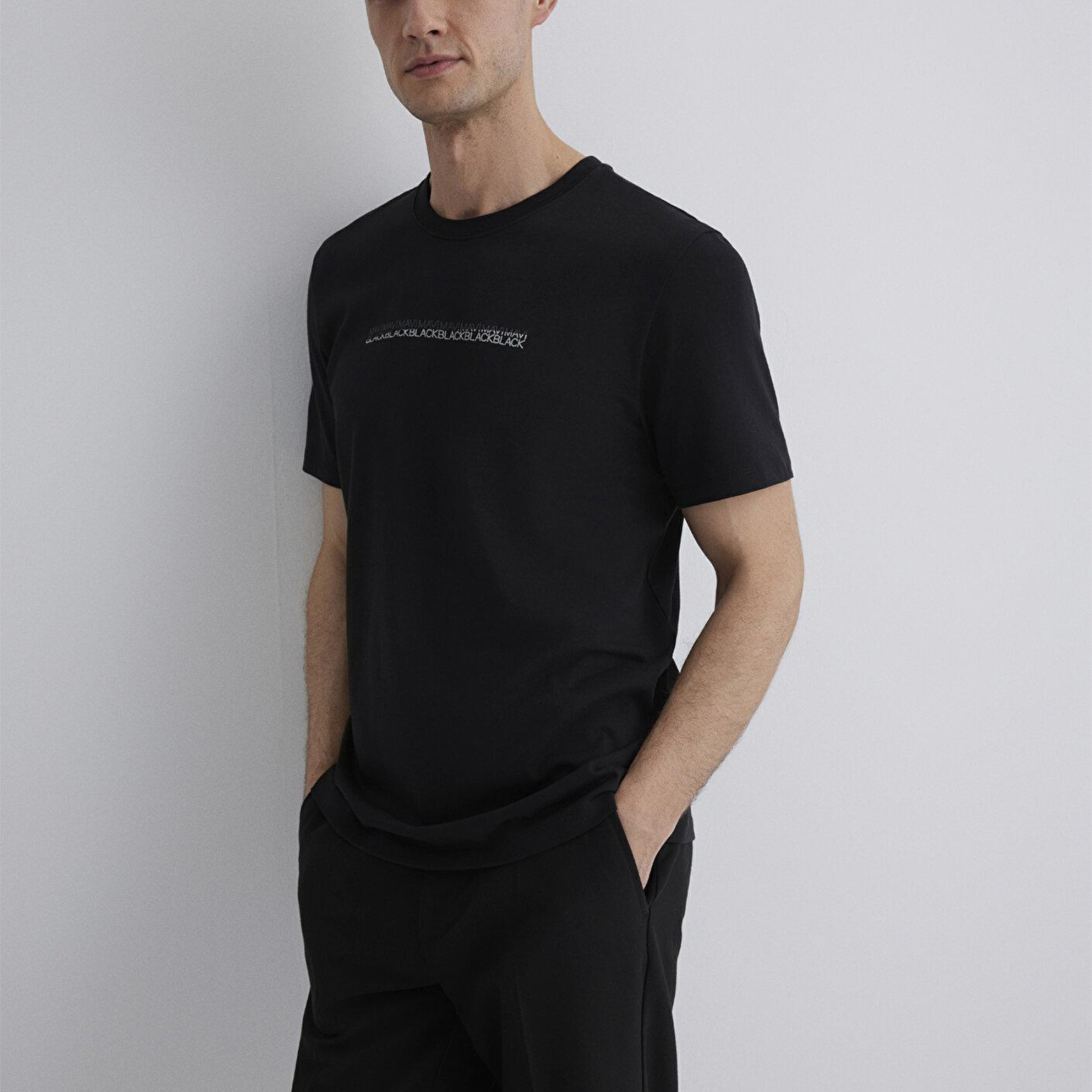 Mavi Mavi Black Baskılı Siyah Tişört Regular Fit / Normal Kesim 0612647-900