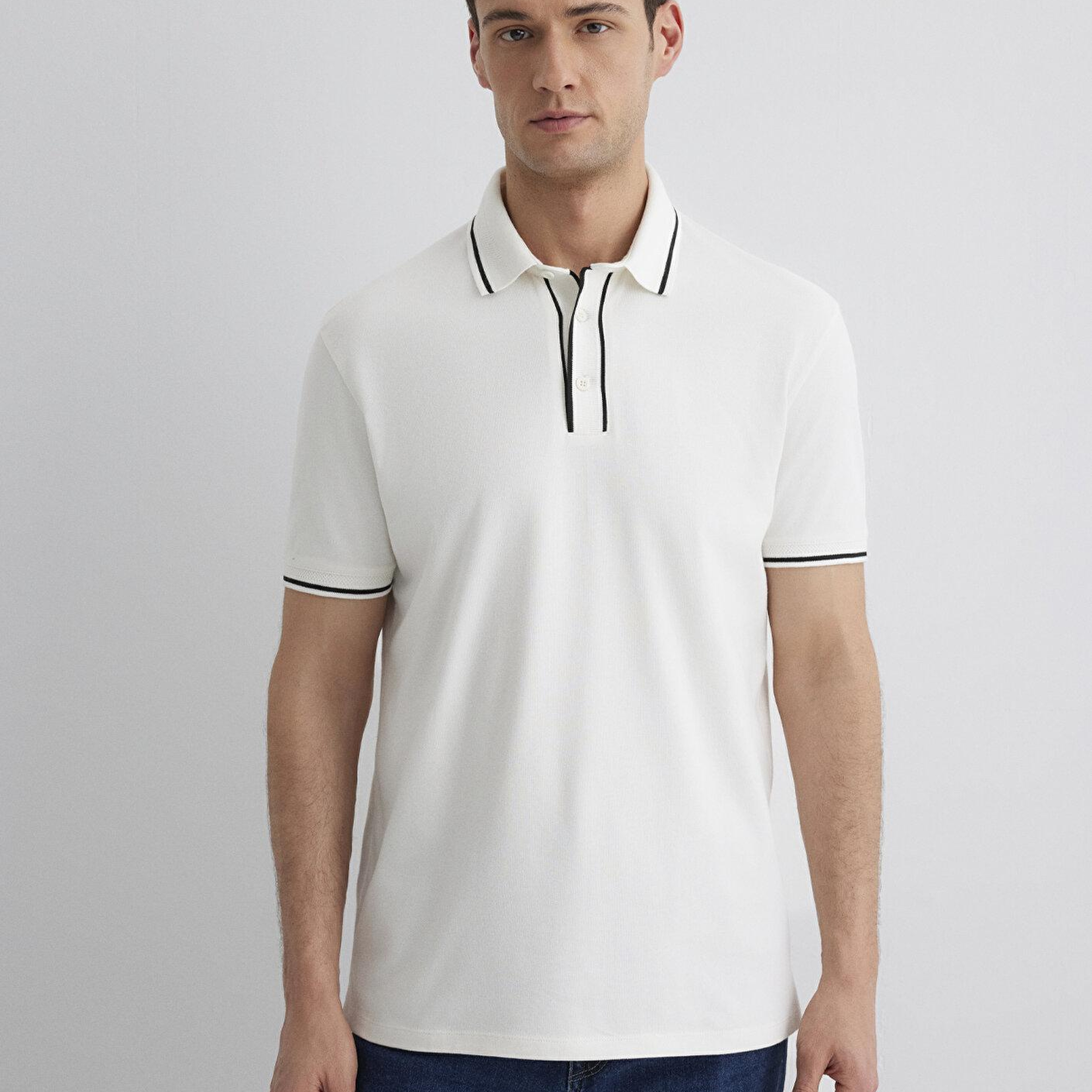 Mavi Yaka Detaylı Beyaz Polo Tişört Regular Fit / Normal Kesim 0612648-70057