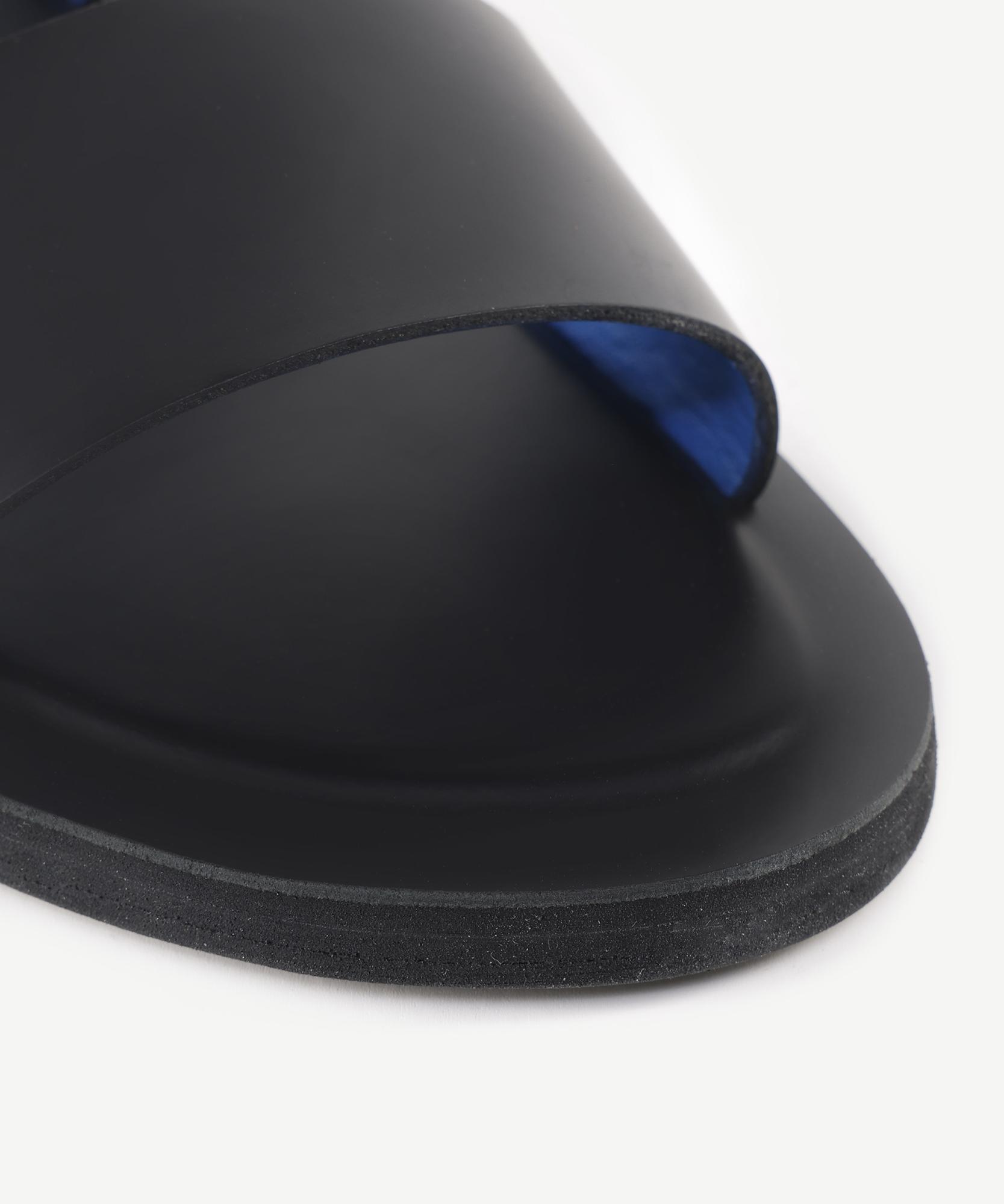 YARGICI Renkli Astarlı Deri Sandalet