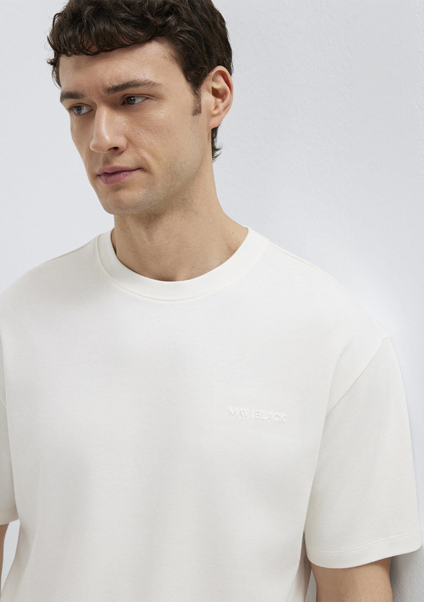 Mavi Mavi Black Ekru Basic Tişört Loose Fit / Bol Rahat Kesim 0612645-70057