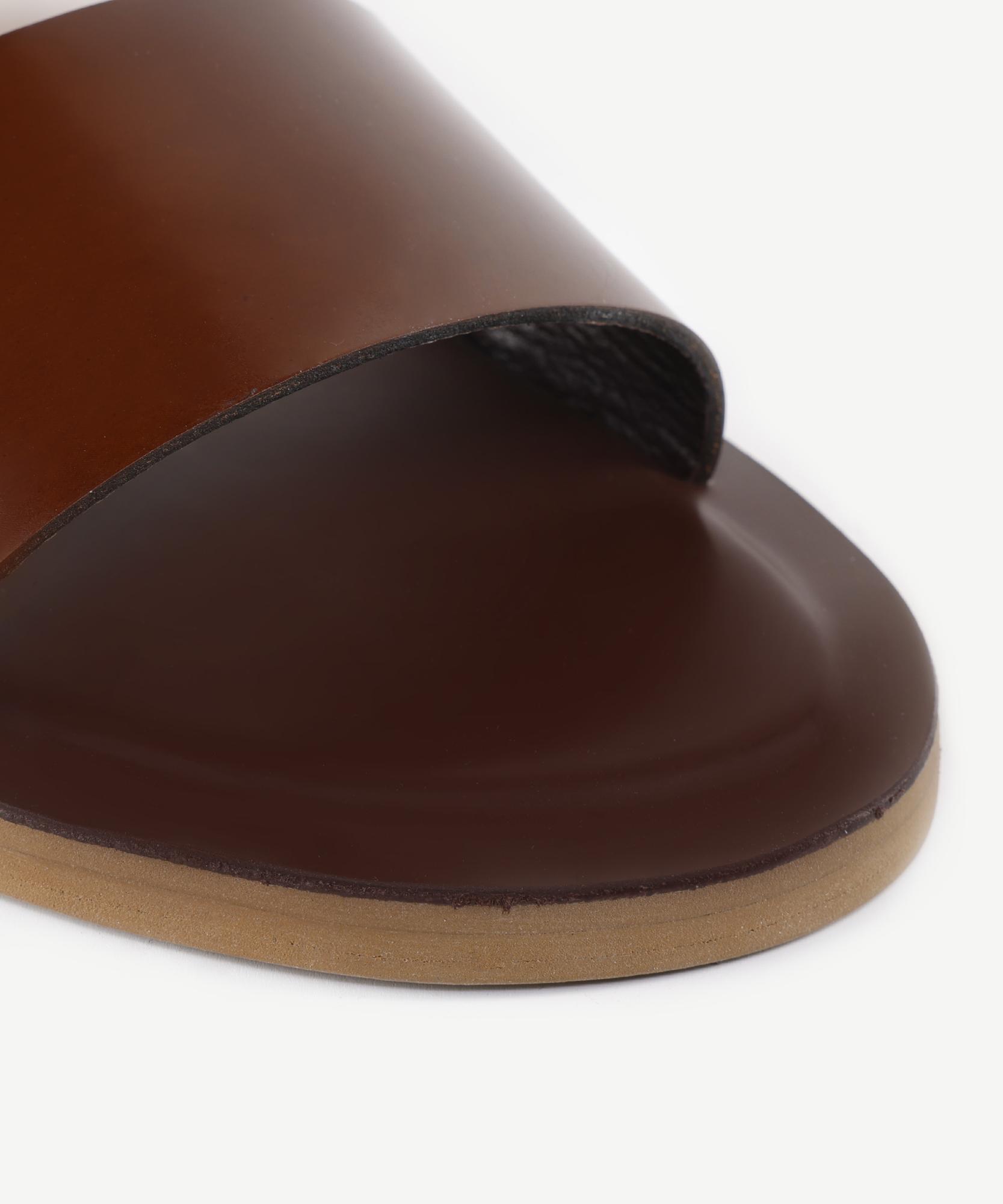 YARGICI Tek Bantlı Deri Sandalet