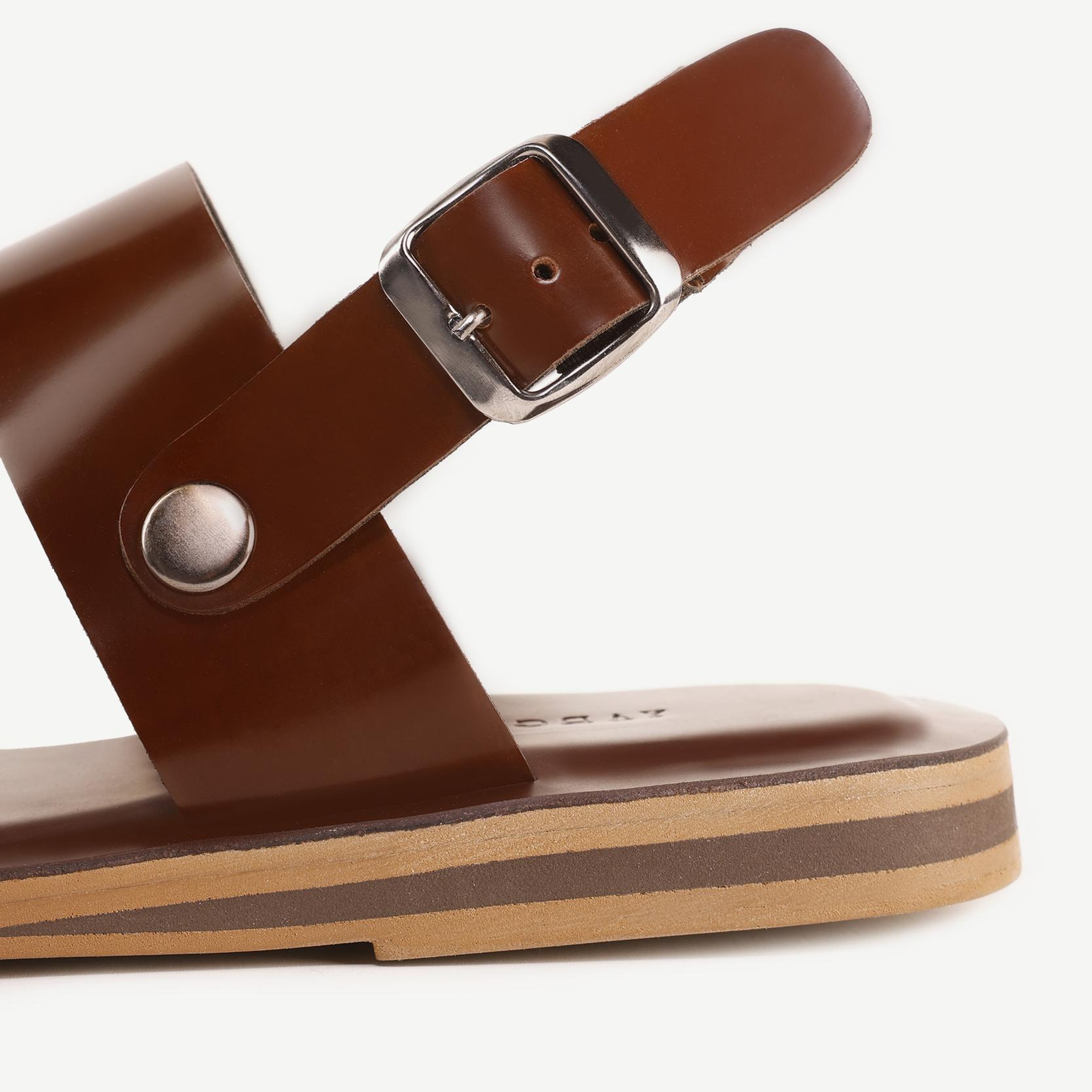 YARGICI Tek Bantlı Deri Sandalet