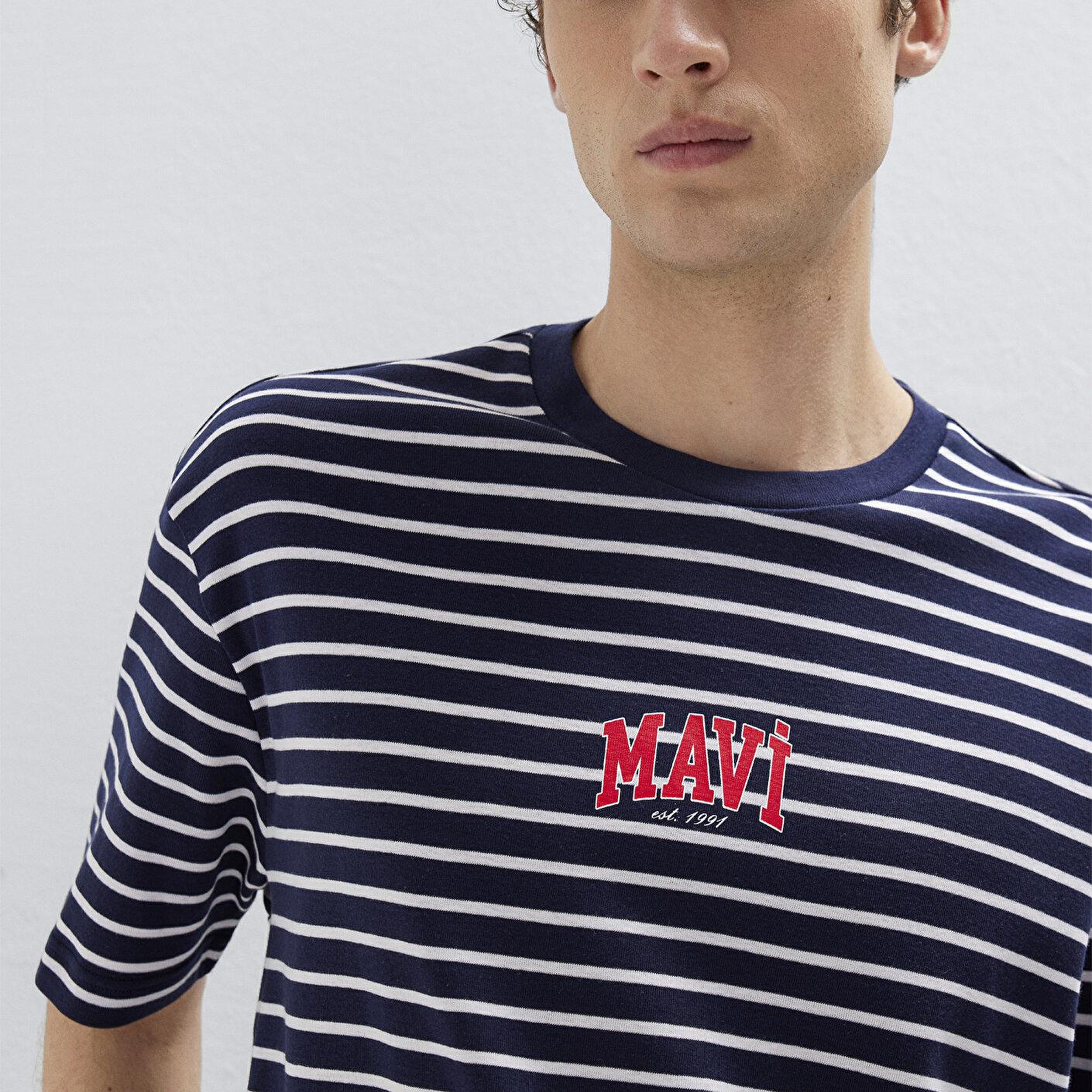 Mavi Mavi Logo Baskılı Çizgili Lacivert Tişört Loose Fit / Bol Rahat Kesim 0613600-84371