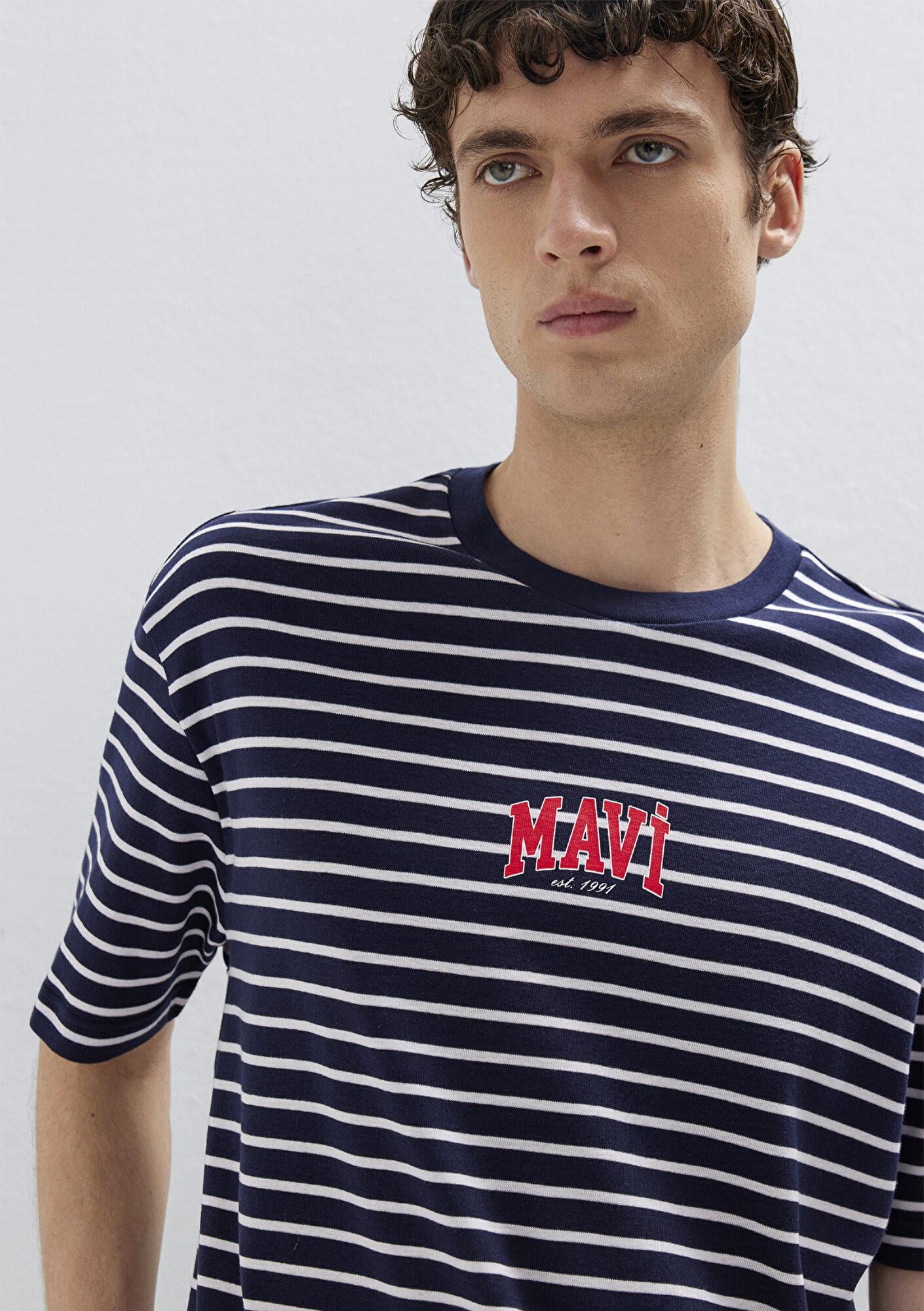 Mavi Mavi Logo Baskılı Çizgili Lacivert Tişört Loose Fit / Bol Rahat Kesim 0613600-84371
