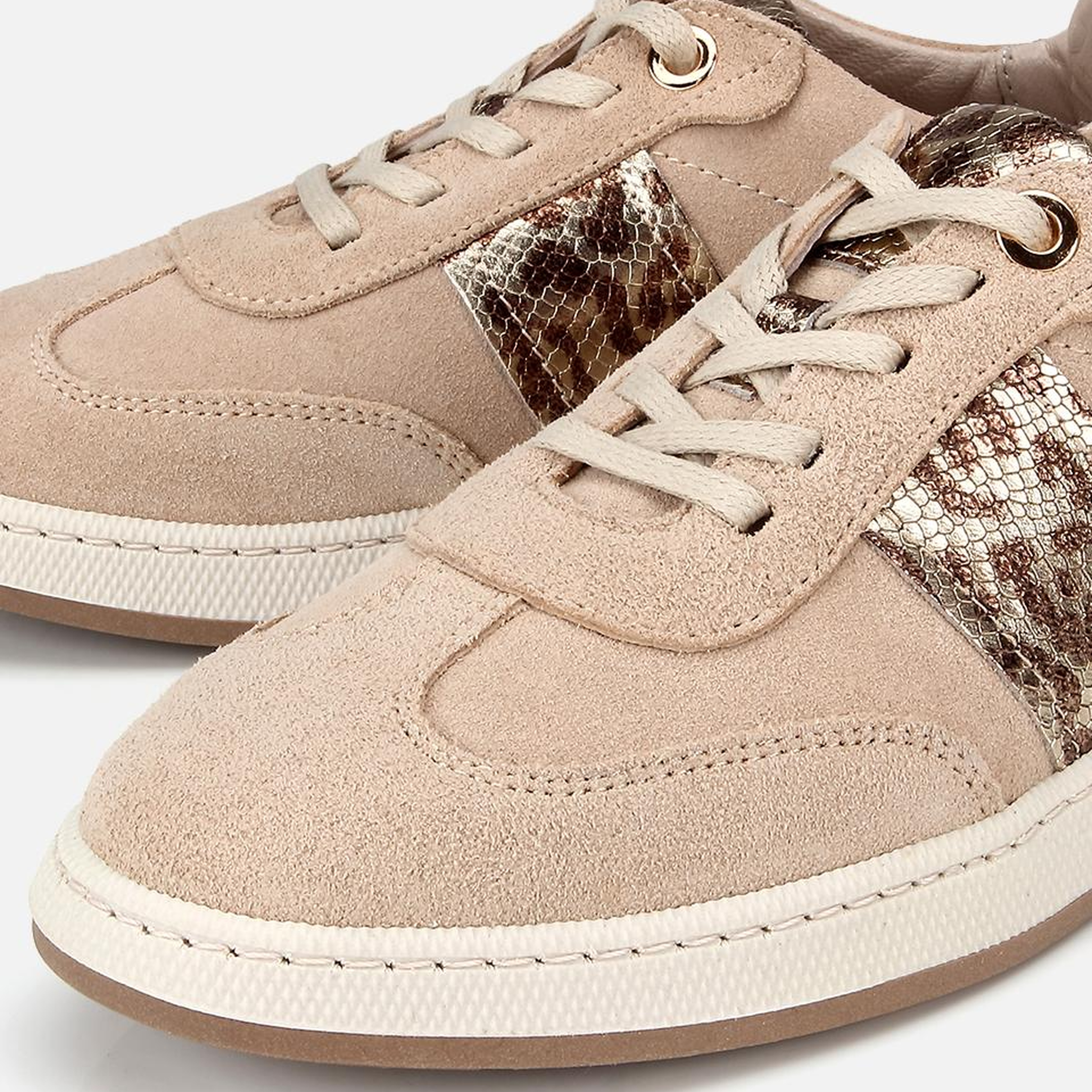 Kadın Süet  Deri Bej Leopar Desenli Spor Ayakkabı