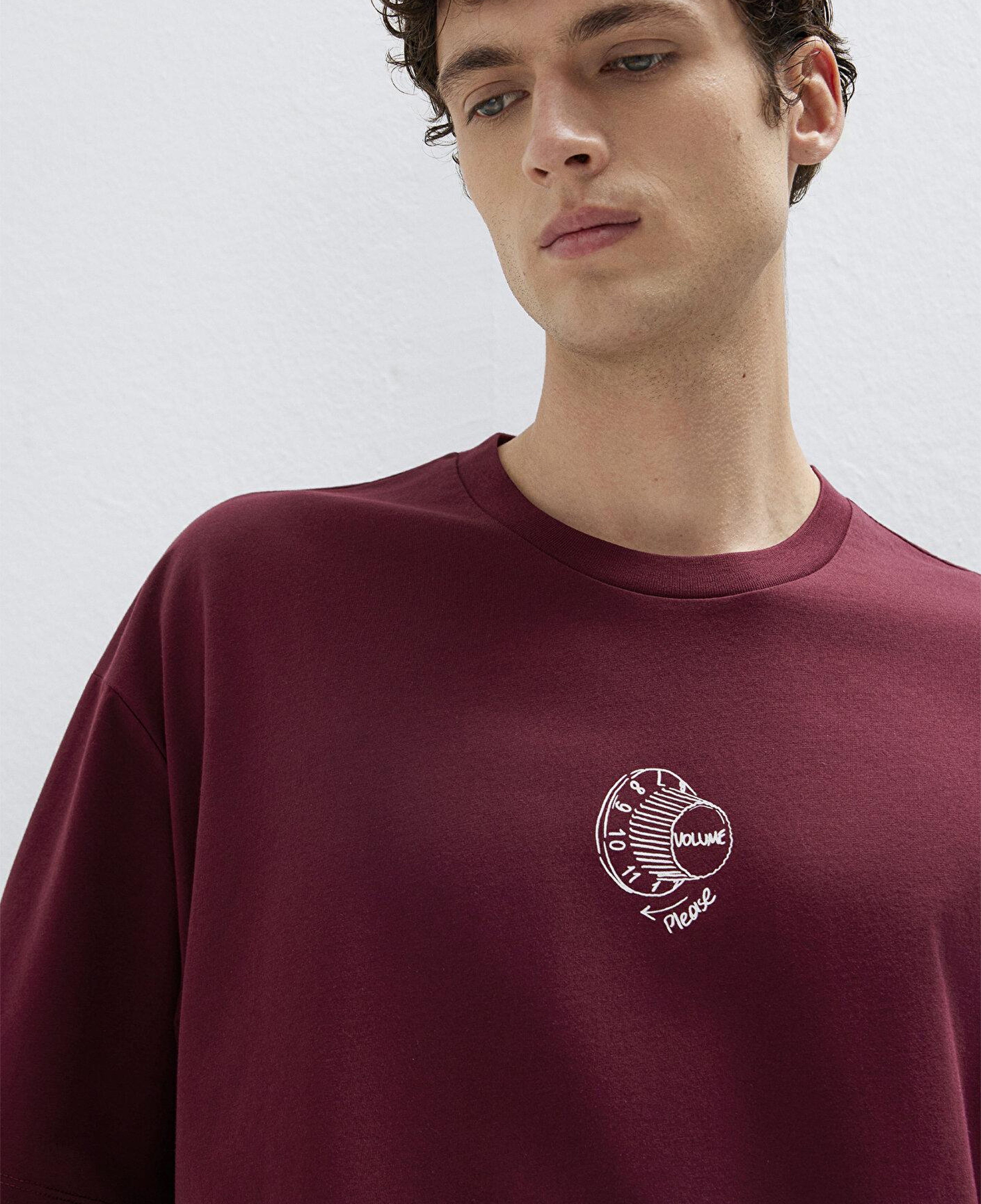 Mavi Baskılı Bordo Tişört Oversize / Geniş Kesim 0613652-70426