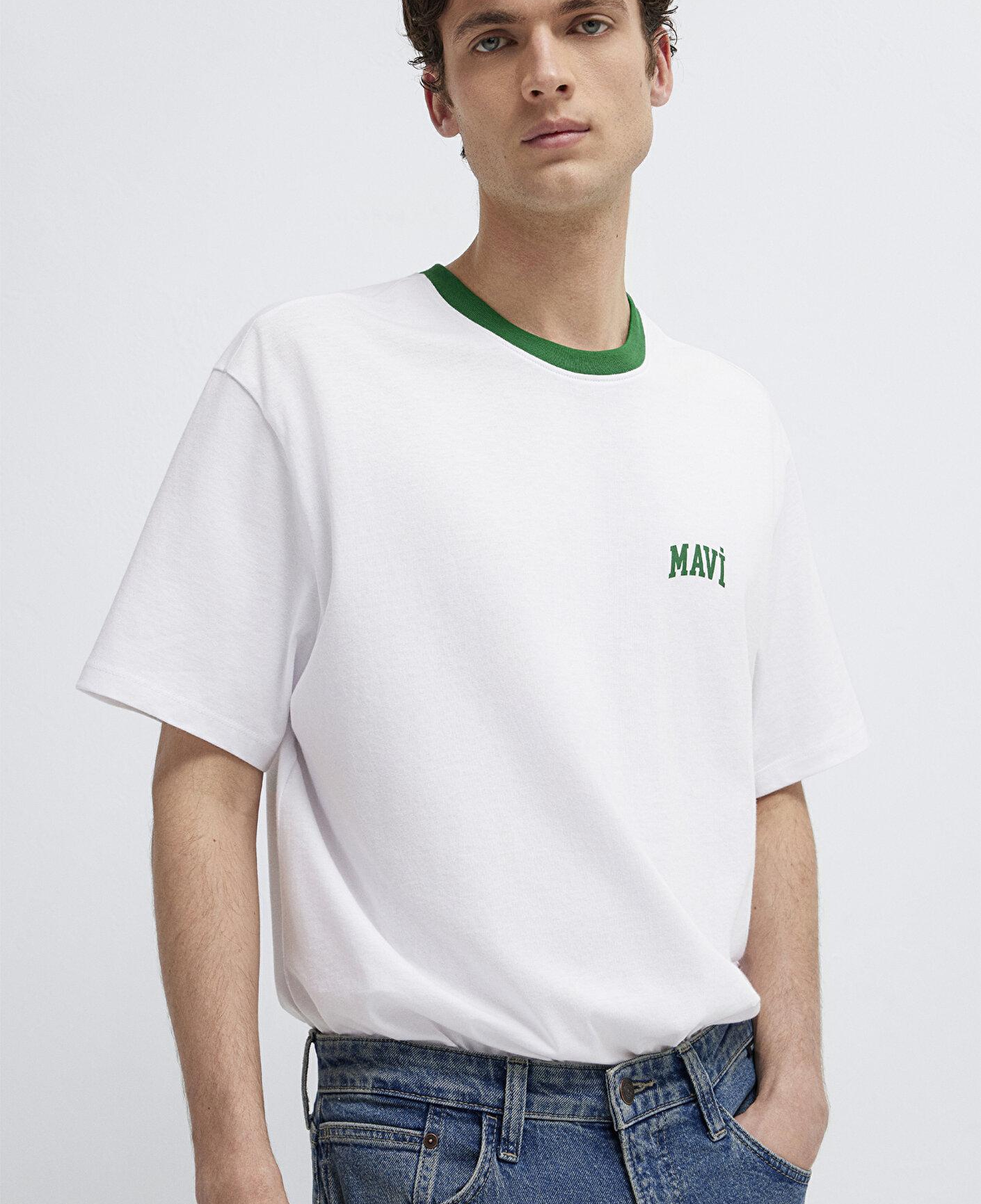 Mavi Mavi Logo Baskılı Biye Detaylı Beyaz Tişört Loose Fit / Bol Rahat Kesim 0613557-620
