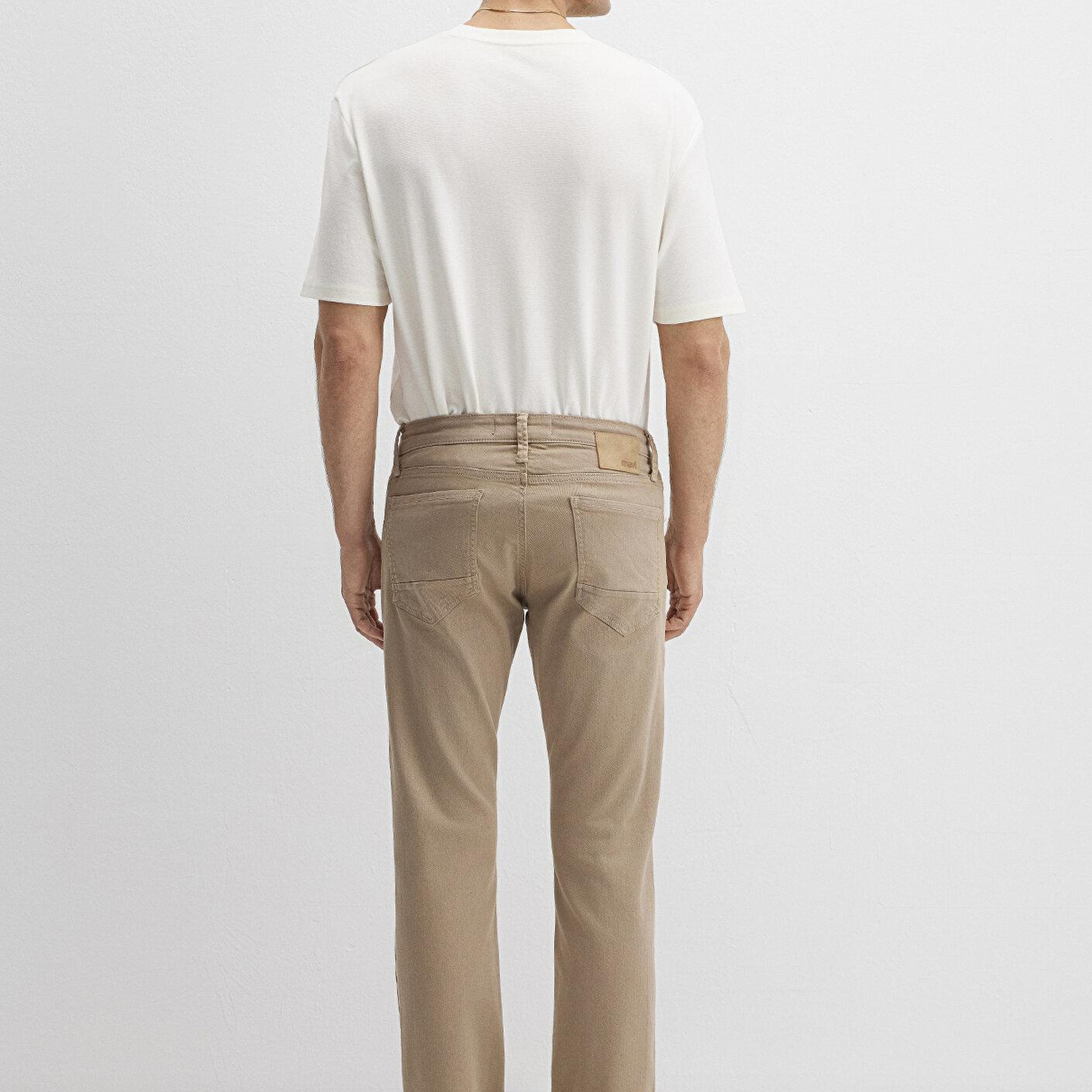 Mavi Hunter Koyu Bej Comfort Gabardin Pantolon 0020232492
