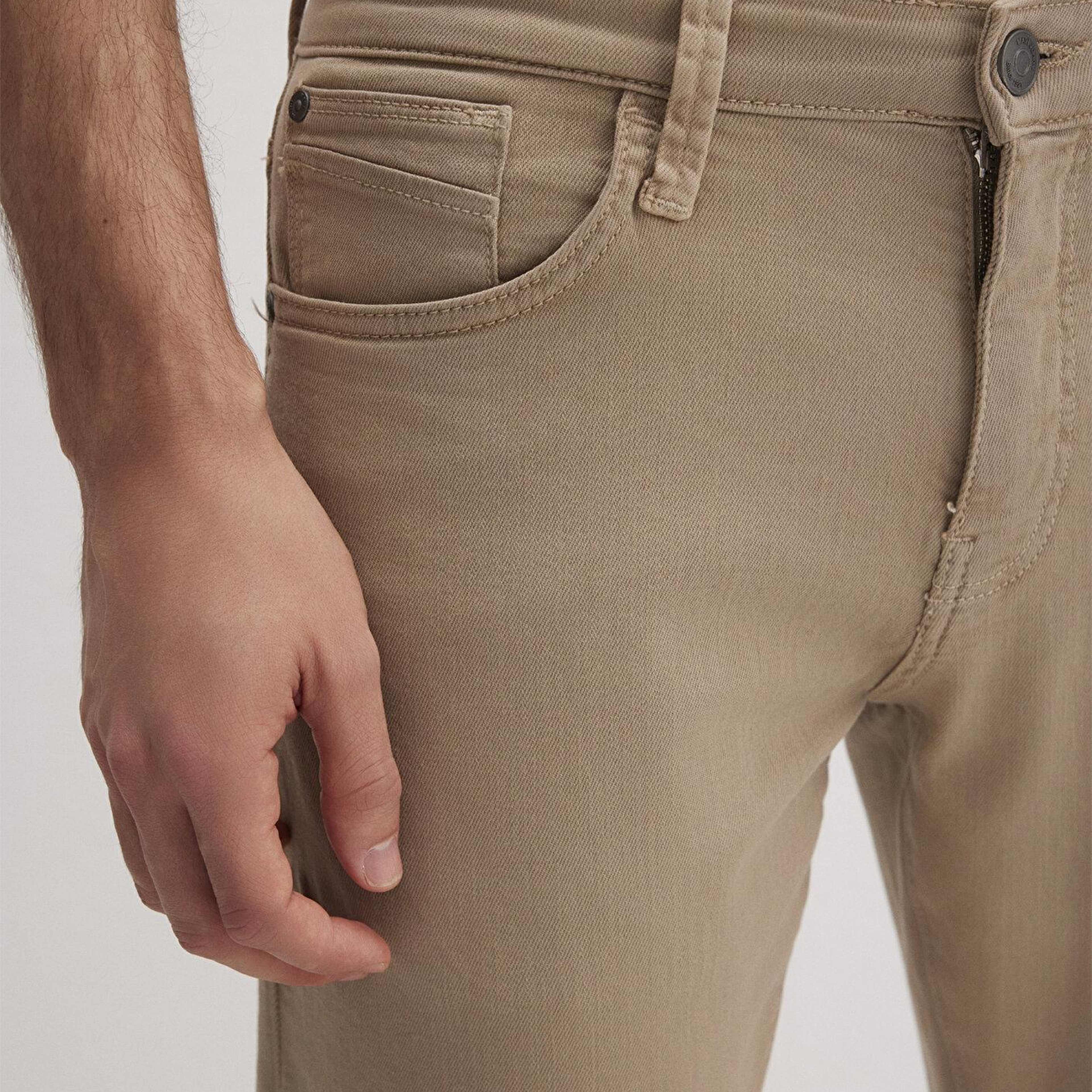 Mavi Hunter Koyu Bej Comfort Gabardin Pantolon 0020232492