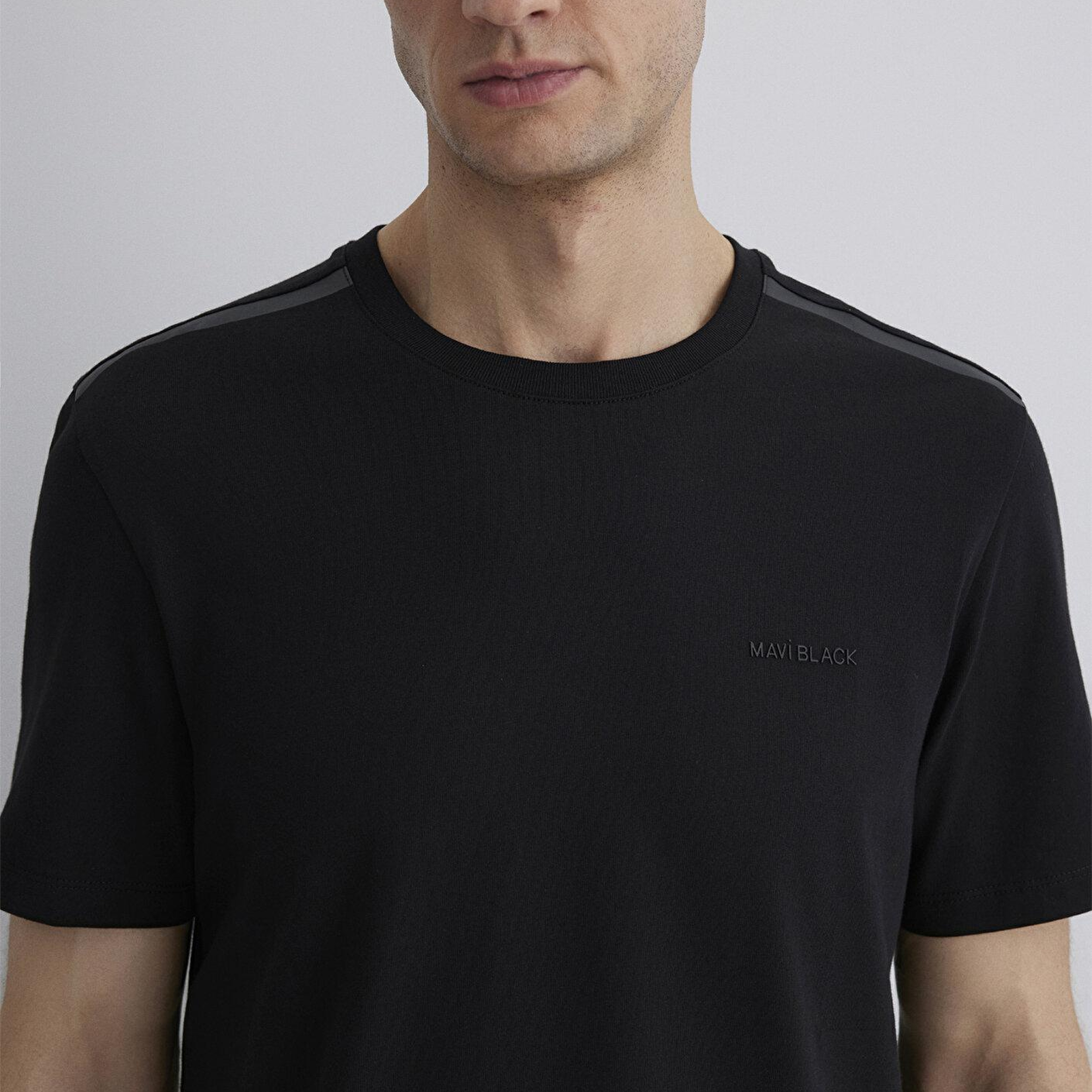 Mavi Mavi Black Siyah Tişört Regular Fit / Normal Kesim 0612689-900