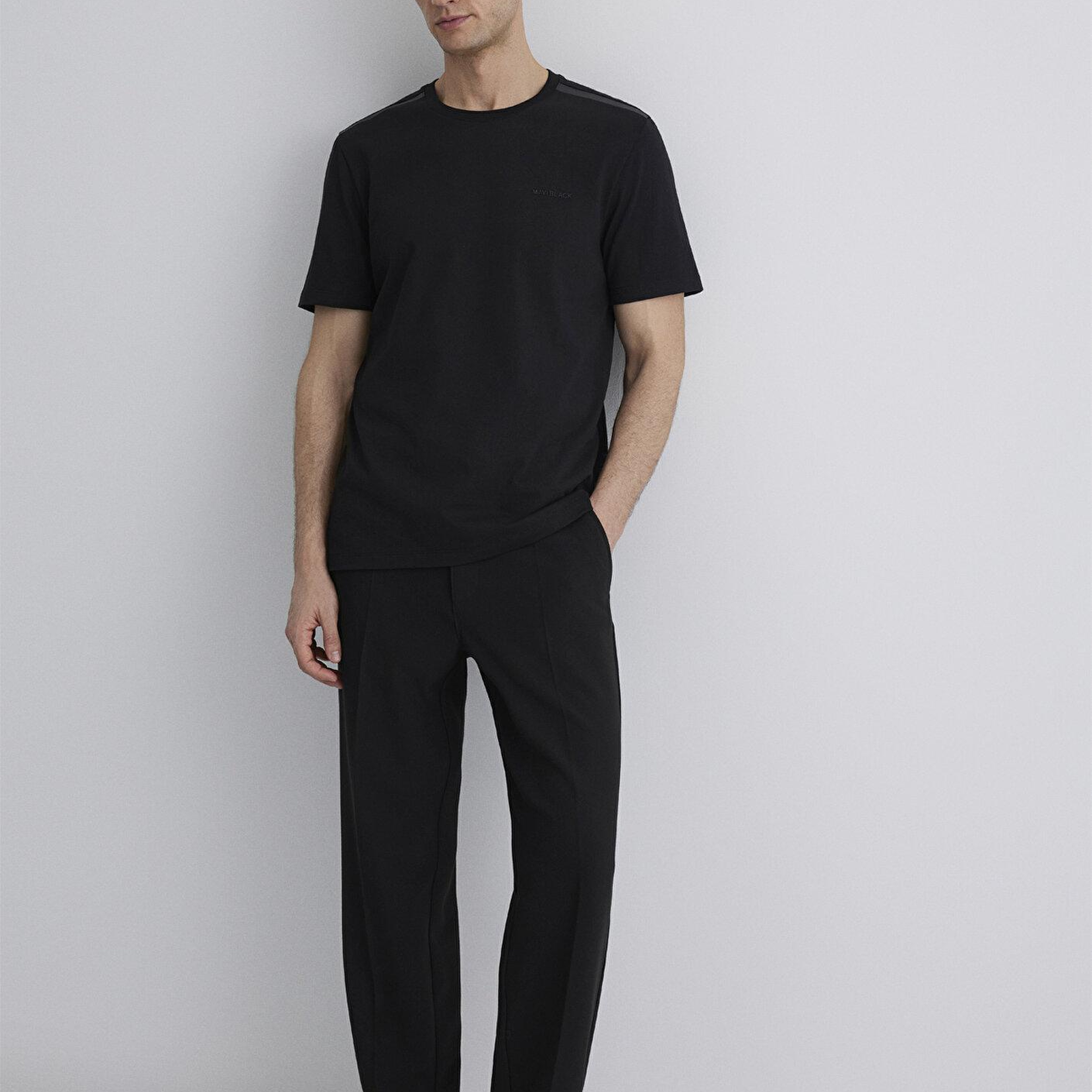 Mavi Mavi Black Siyah Tişört Regular Fit / Normal Kesim 0612689-900