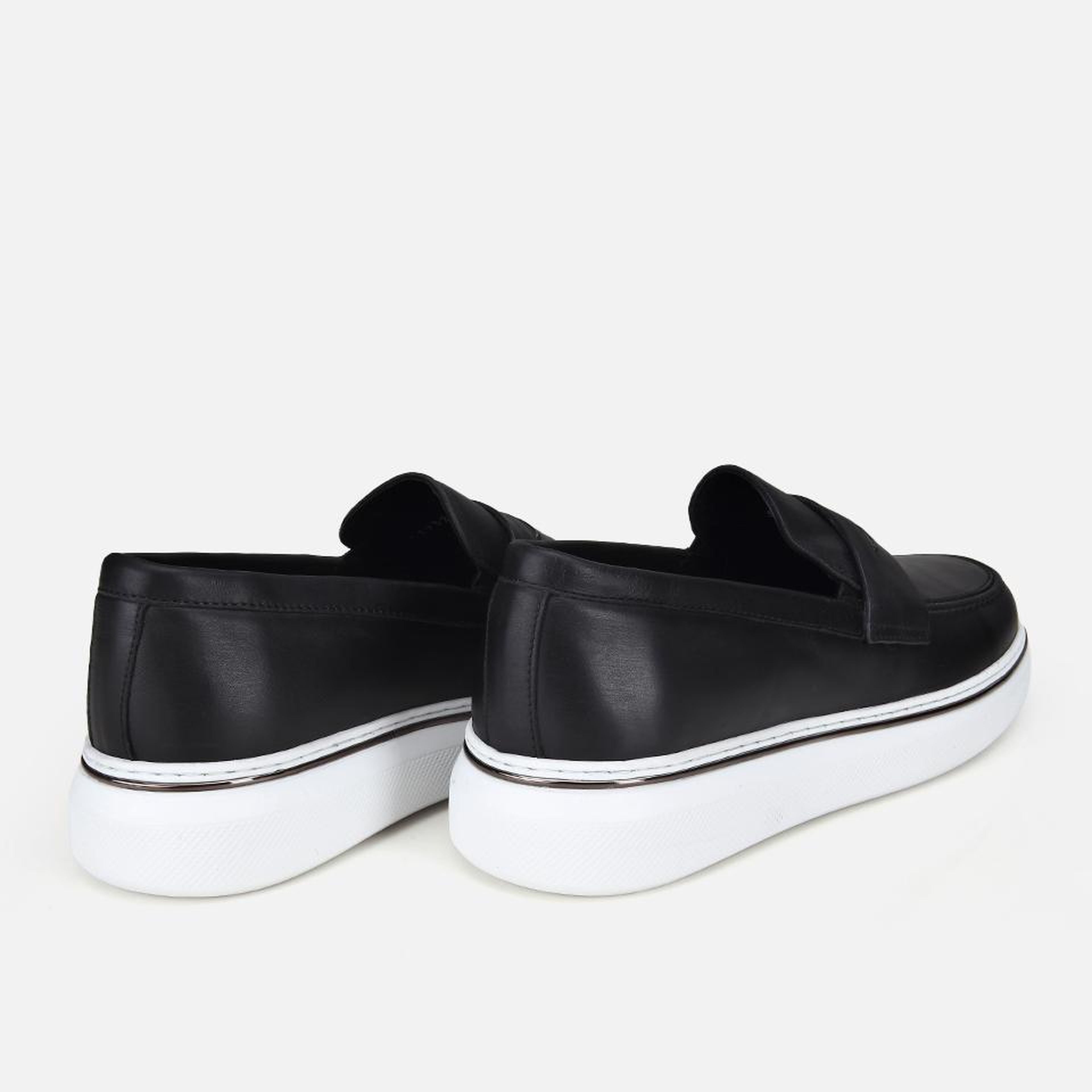 Erkek Deri Siyah Metal Toka Detaylı Günlük Loafer