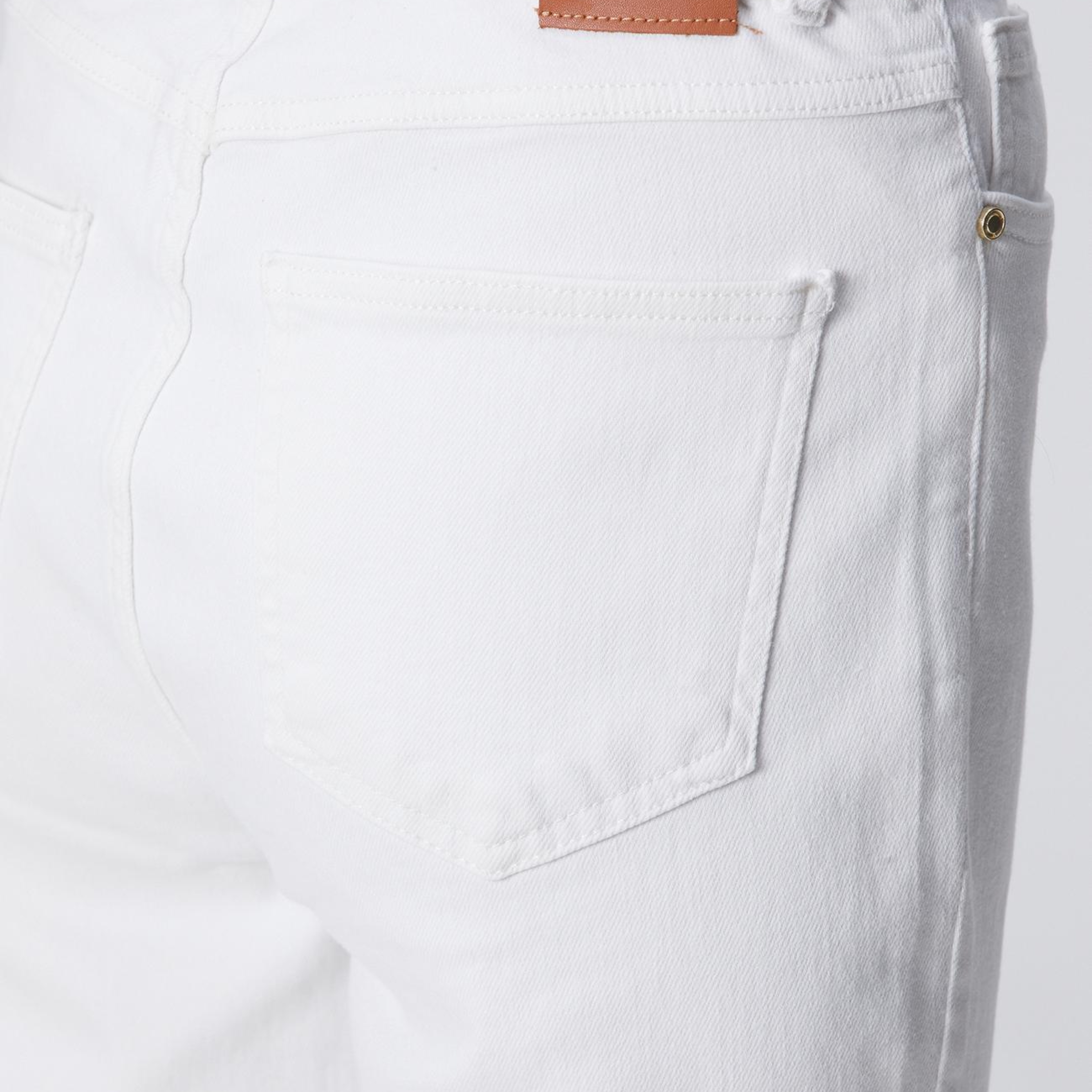 Network Kadın Kırık Beyaz Kesik Paça Denim Pantolon