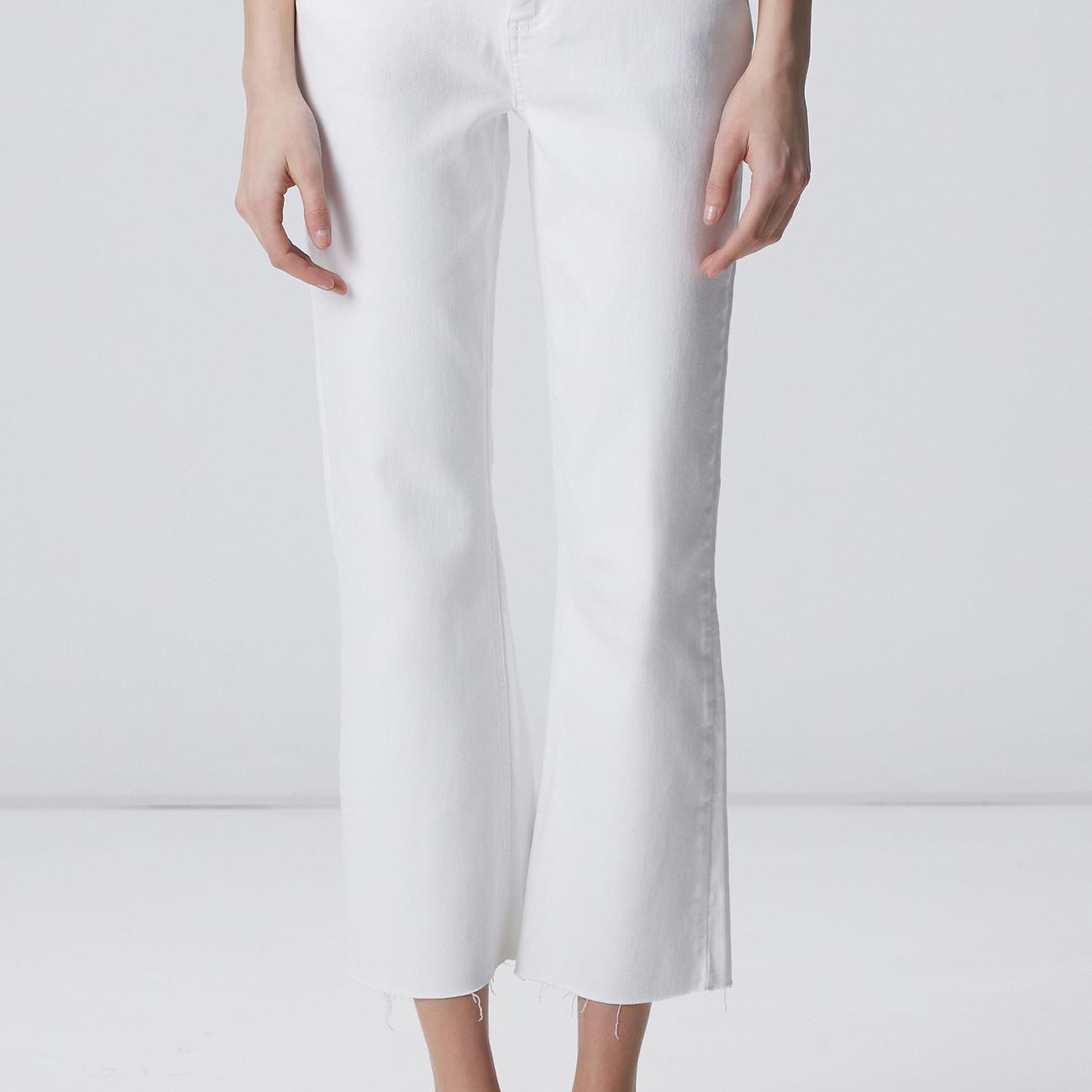 Network Kadın Kırık Beyaz Kesik Paça Denim Pantolon