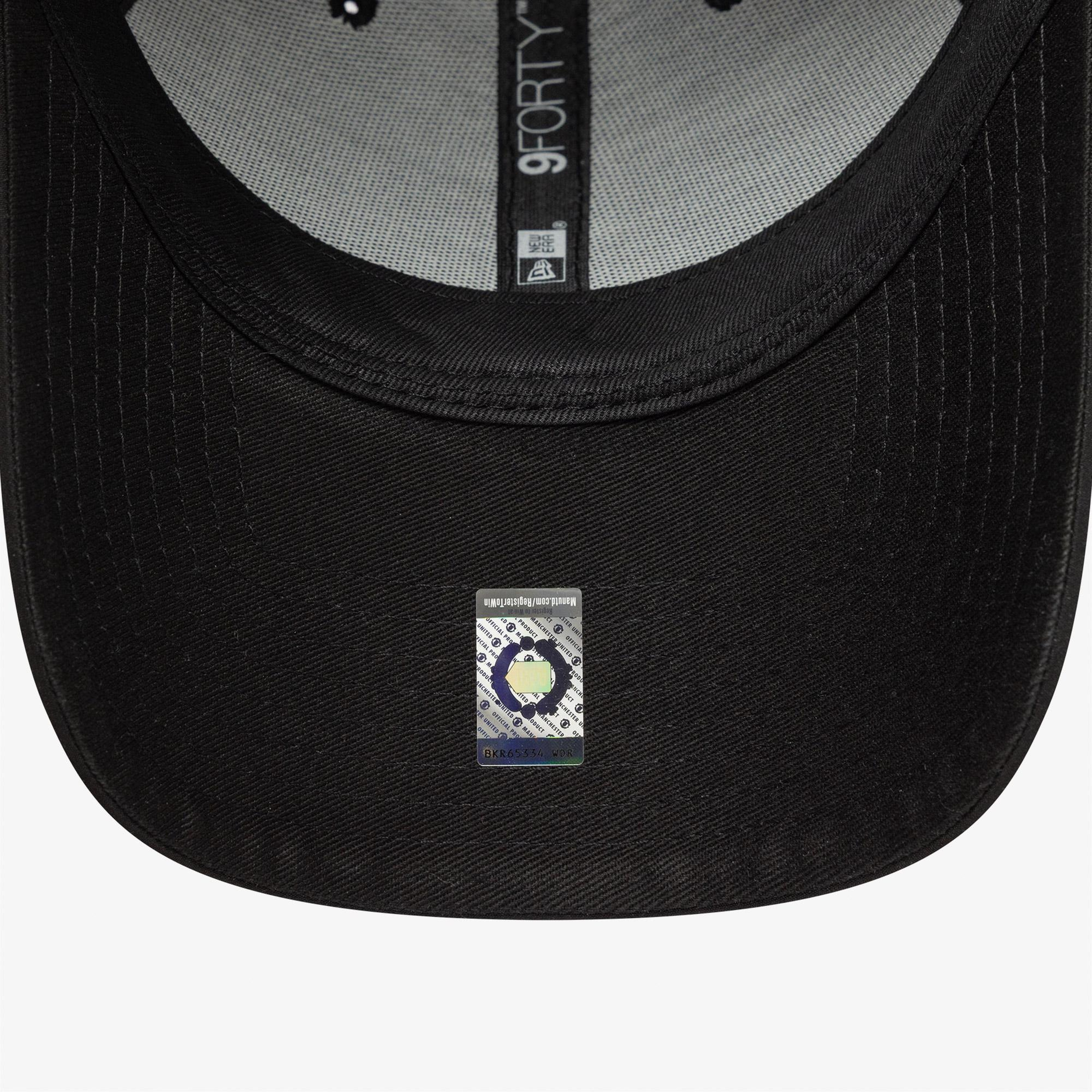 New Era Reflective 9Forty Manchester United Unisex Siyah Şapka
