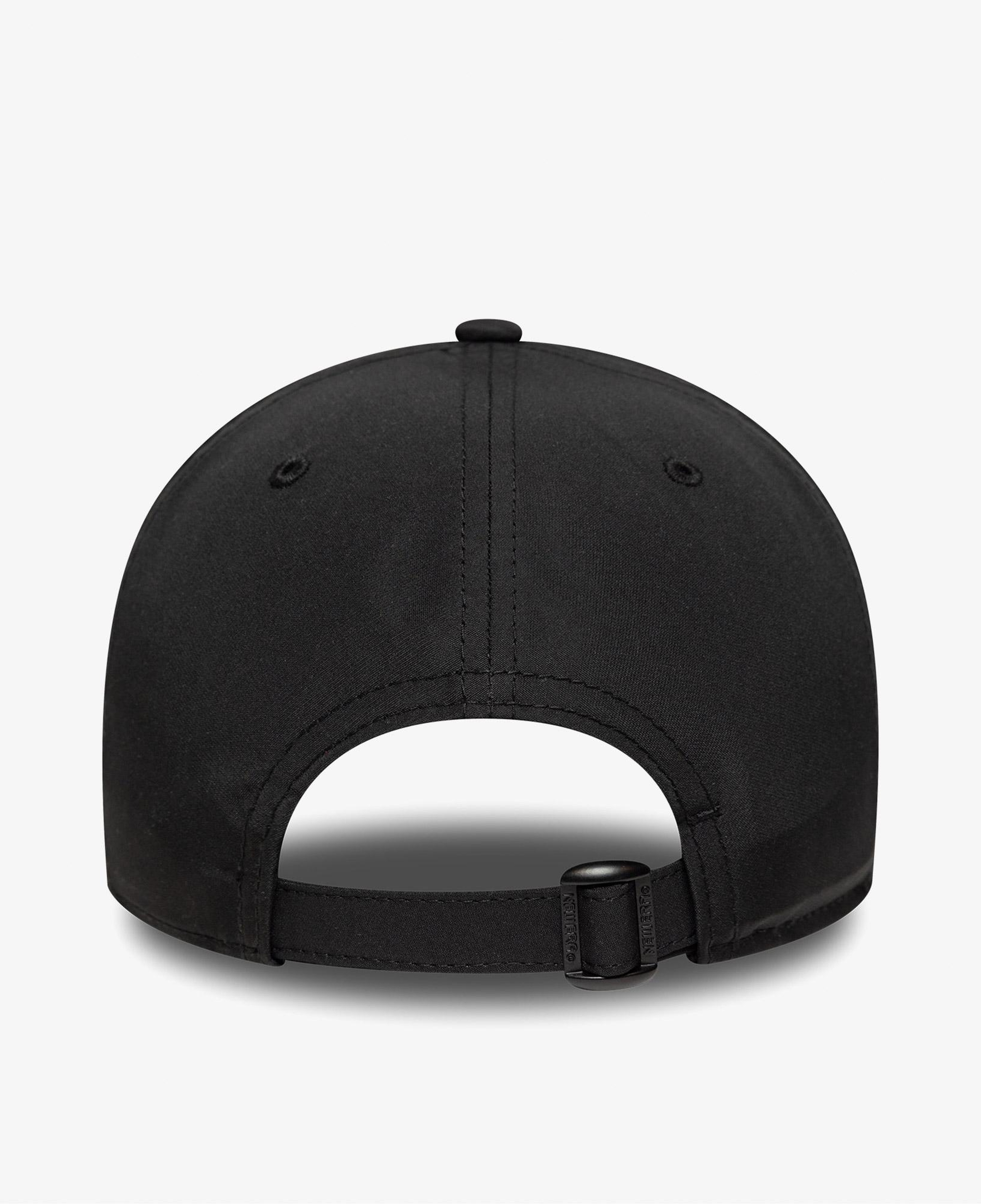 New Era Reflective 9Forty Manchester United Unisex Siyah Şapka