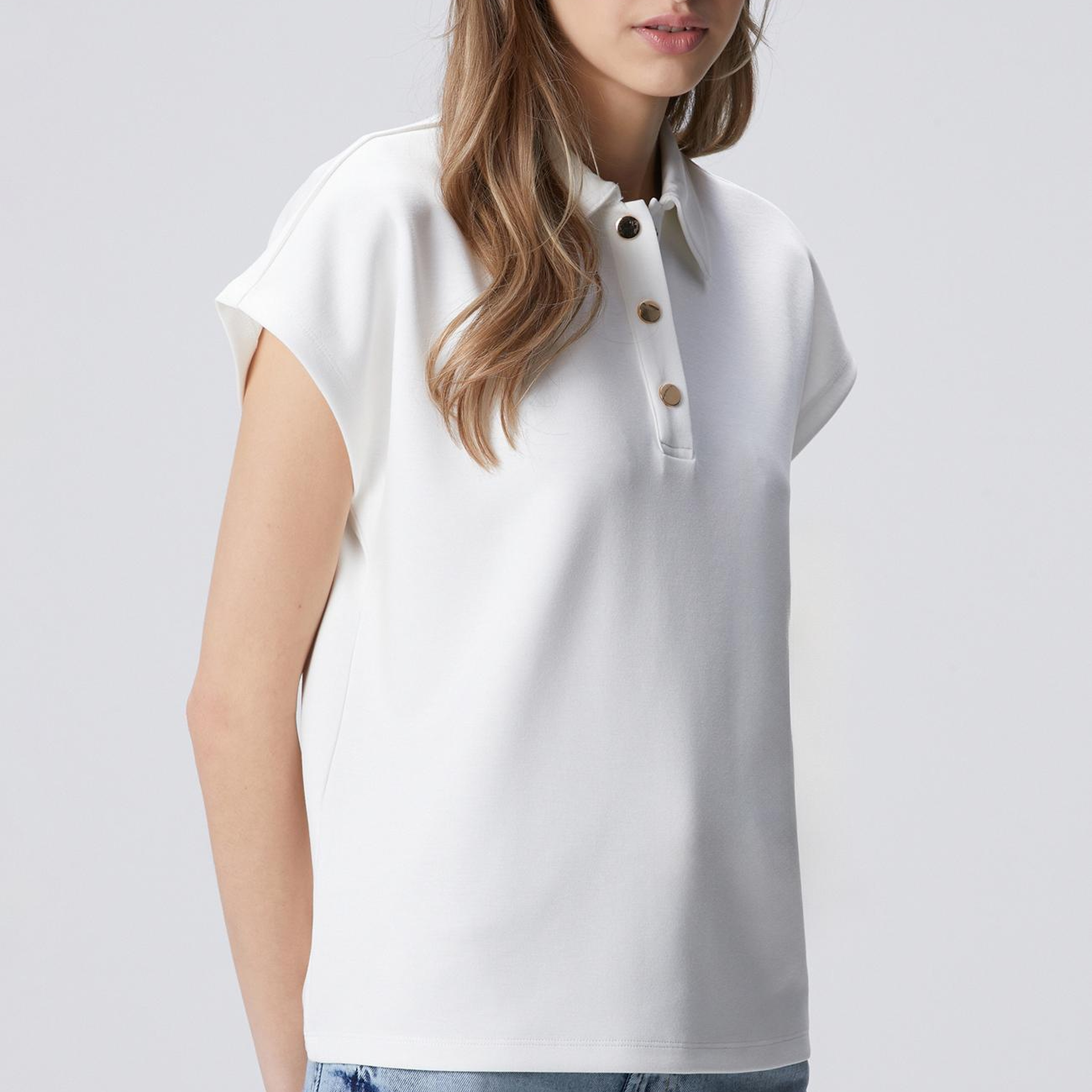 Network Kadın Kırık Beyaz Polo Yaka Çıtçıtlı Kısa Kol Sweatshirt