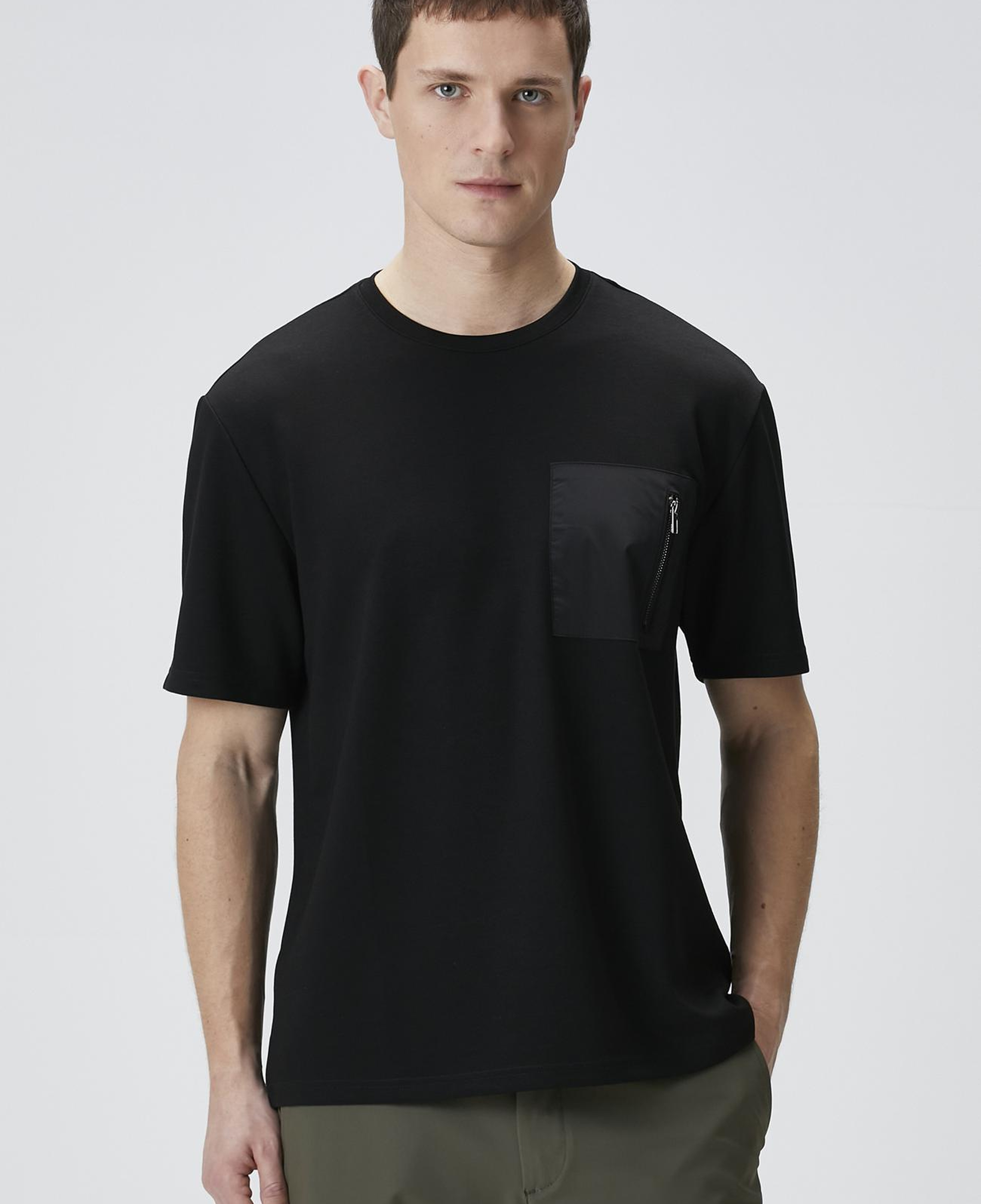 Network Erkek Comfort Fit Siyah Göğüs Cep Detaylı T-shirt