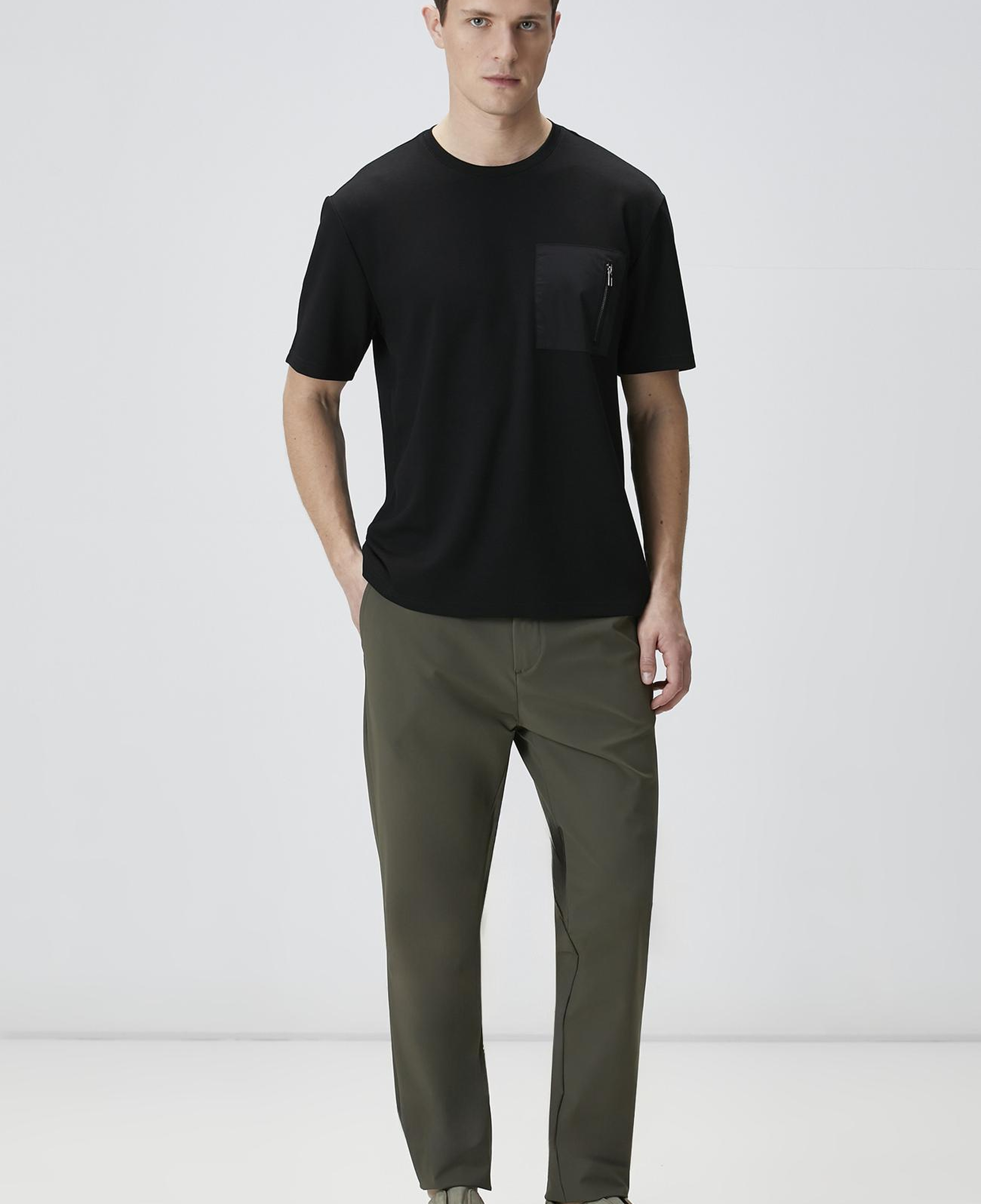 Network Erkek Comfort Fit Siyah Göğüs Cep Detaylı T-shirt