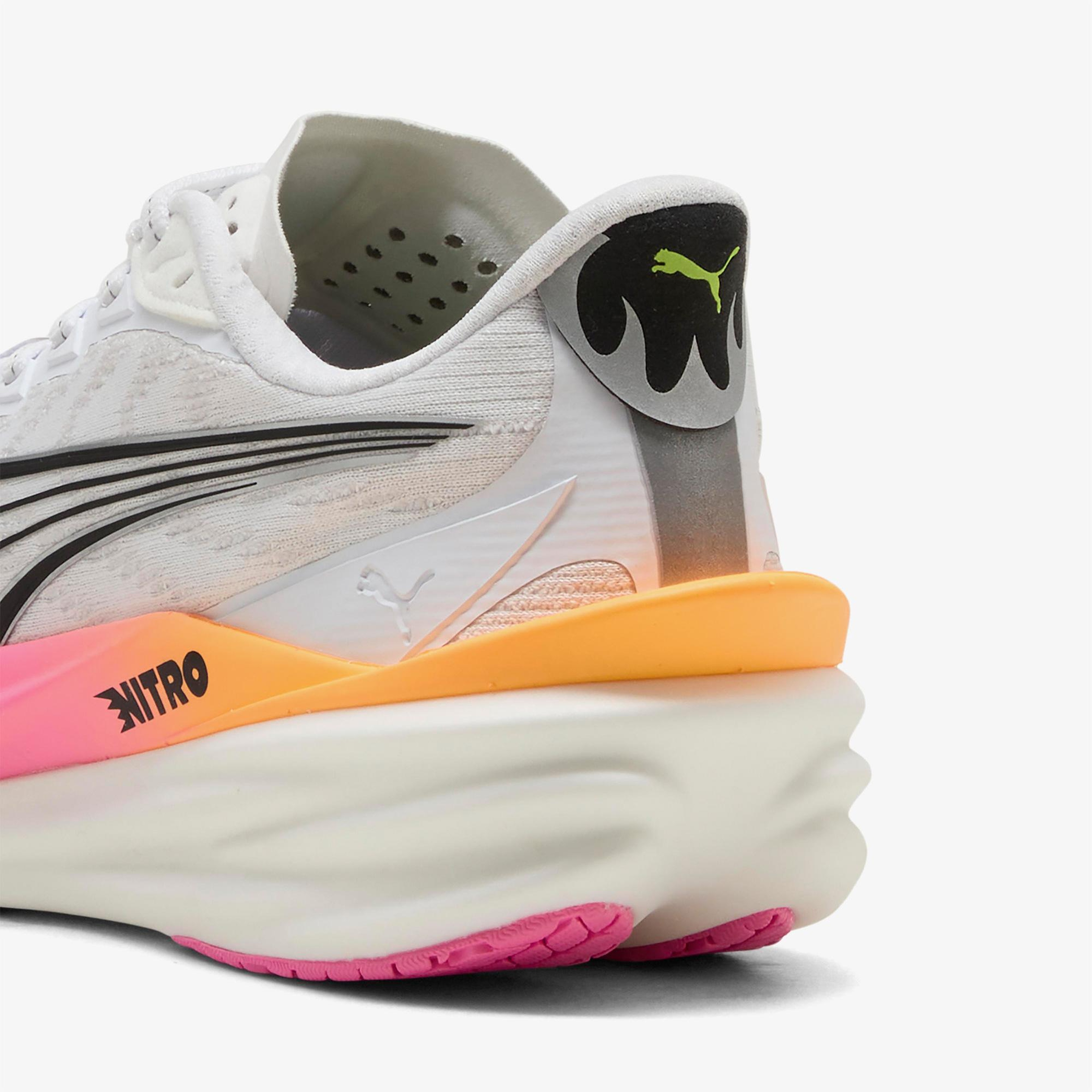 Puma Deviate Nitro 4 Kadın Beyaz Koşu Ayakkabısı