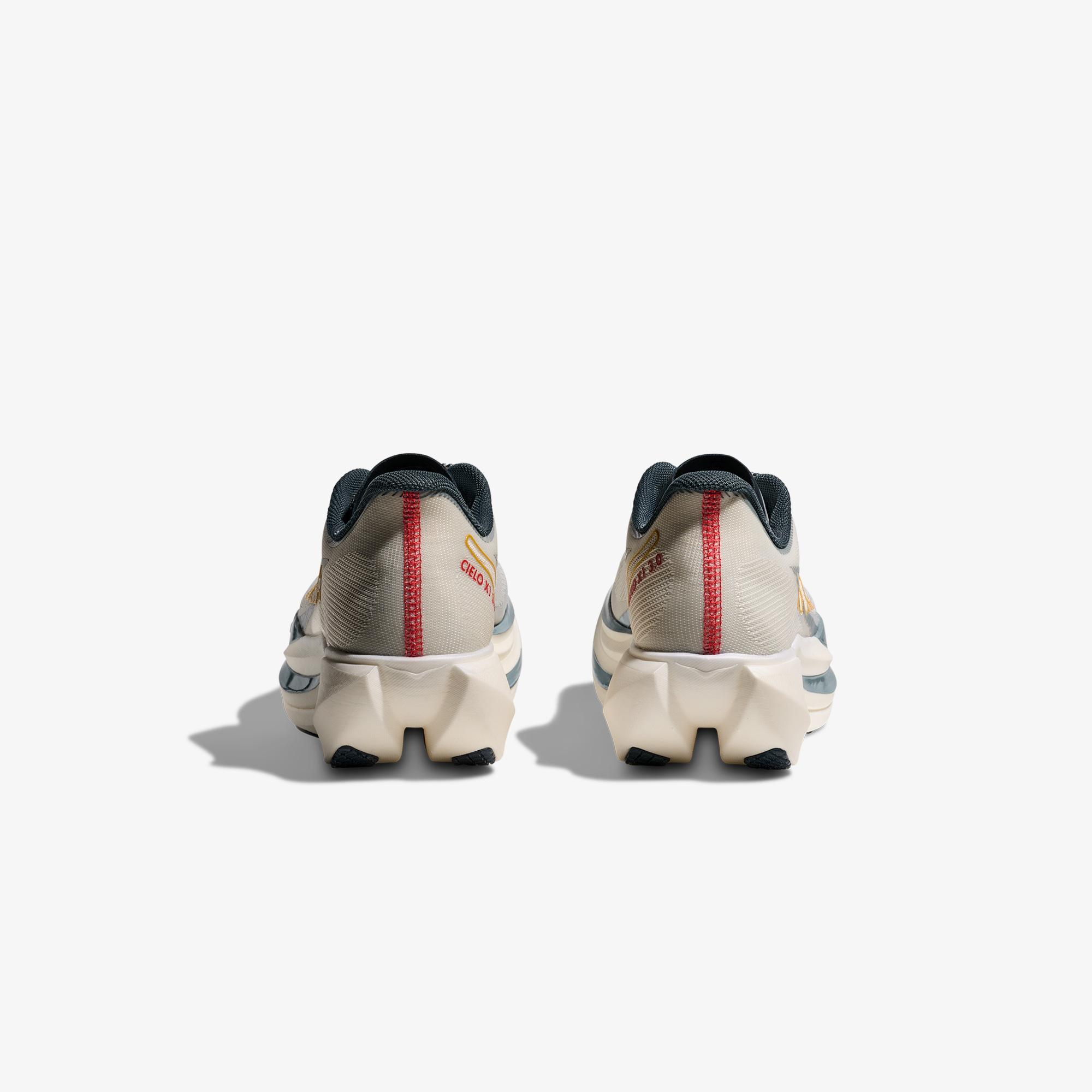 Hoka Cielo X1 3.0 Unisex Krem Koşu Ayakkabısı