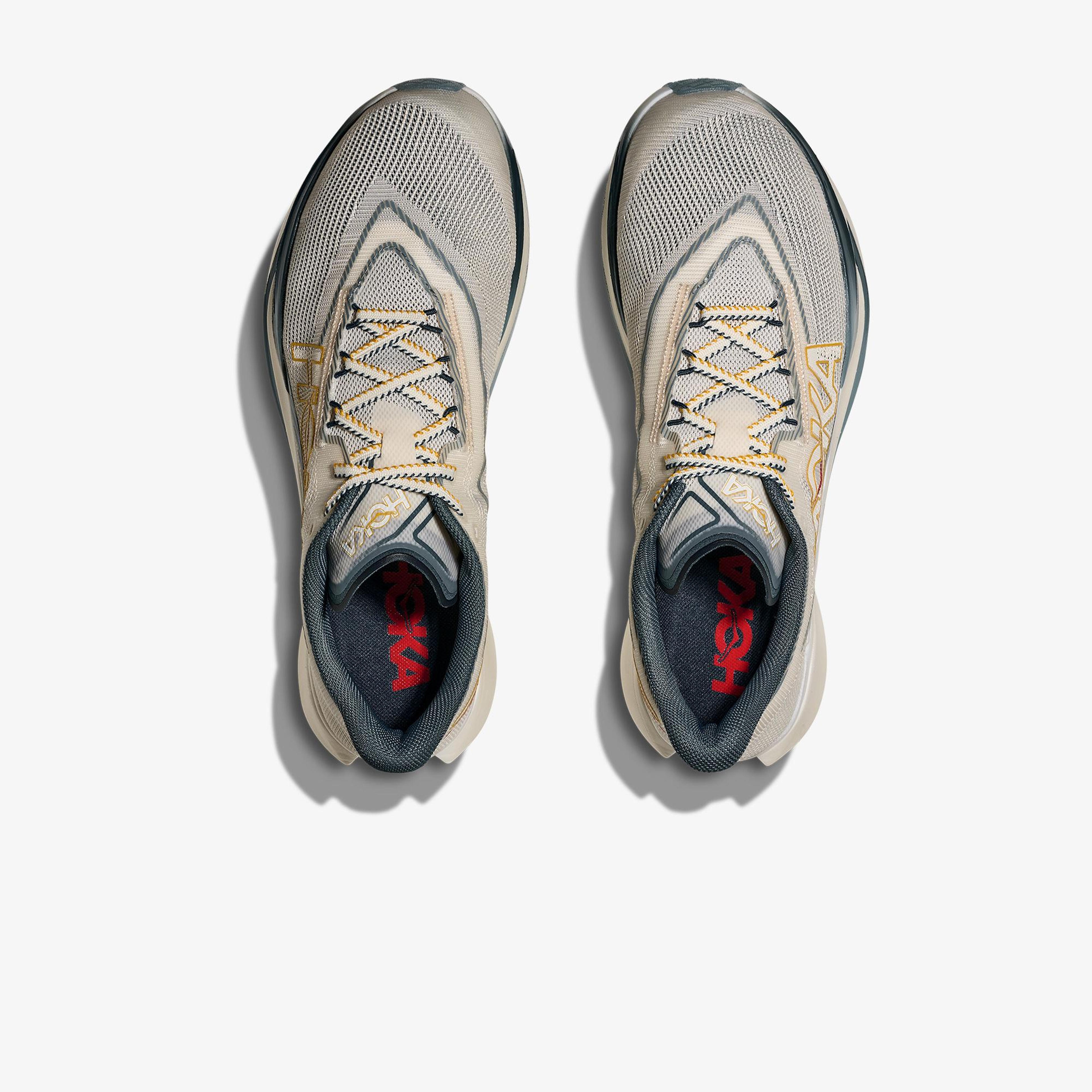 Hoka Cielo X1 3.0 Unisex Krem Koşu Ayakkabısı