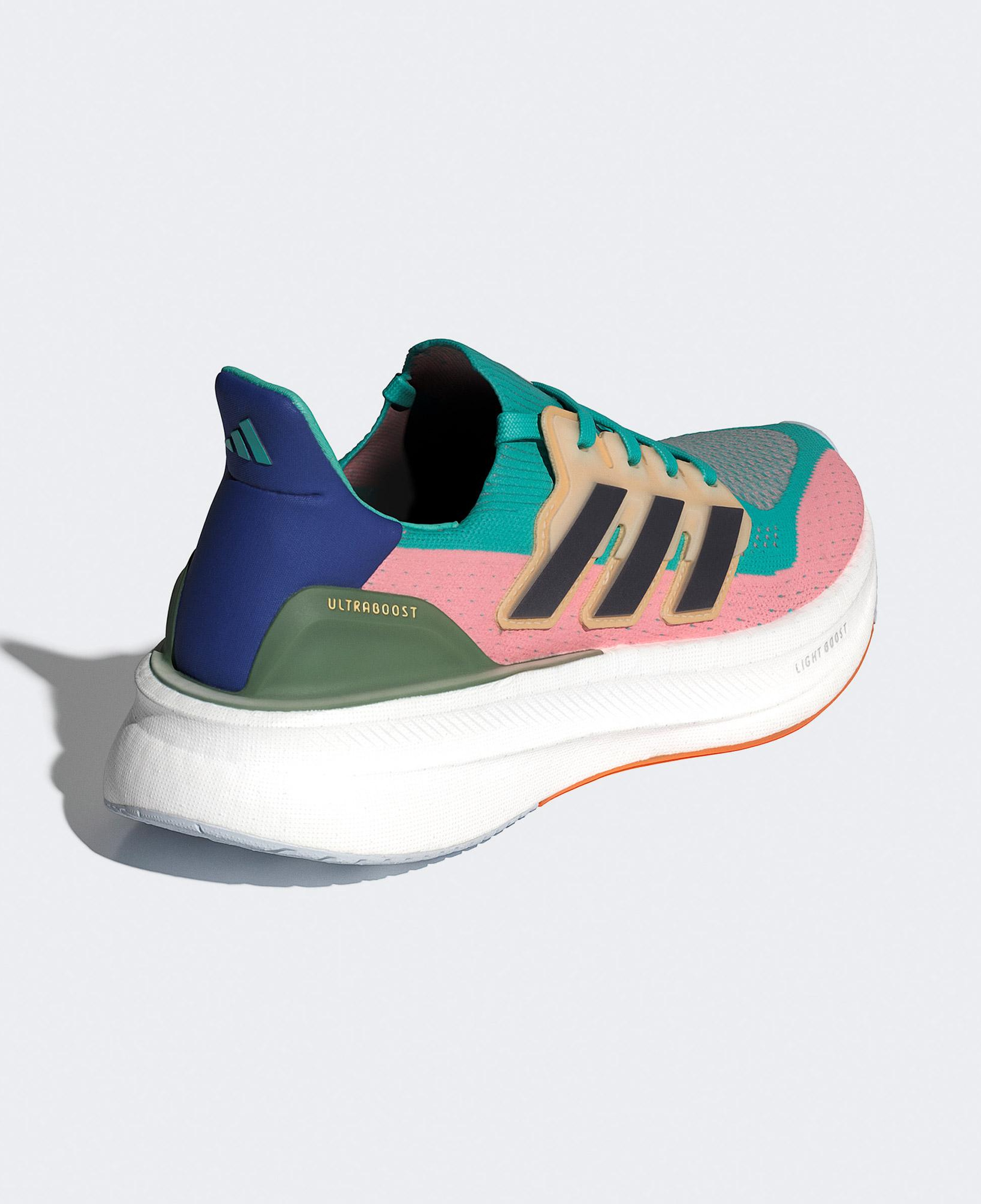 adidas Ultraboost 5 Kadın Renkli Koşu Ayakkabısı