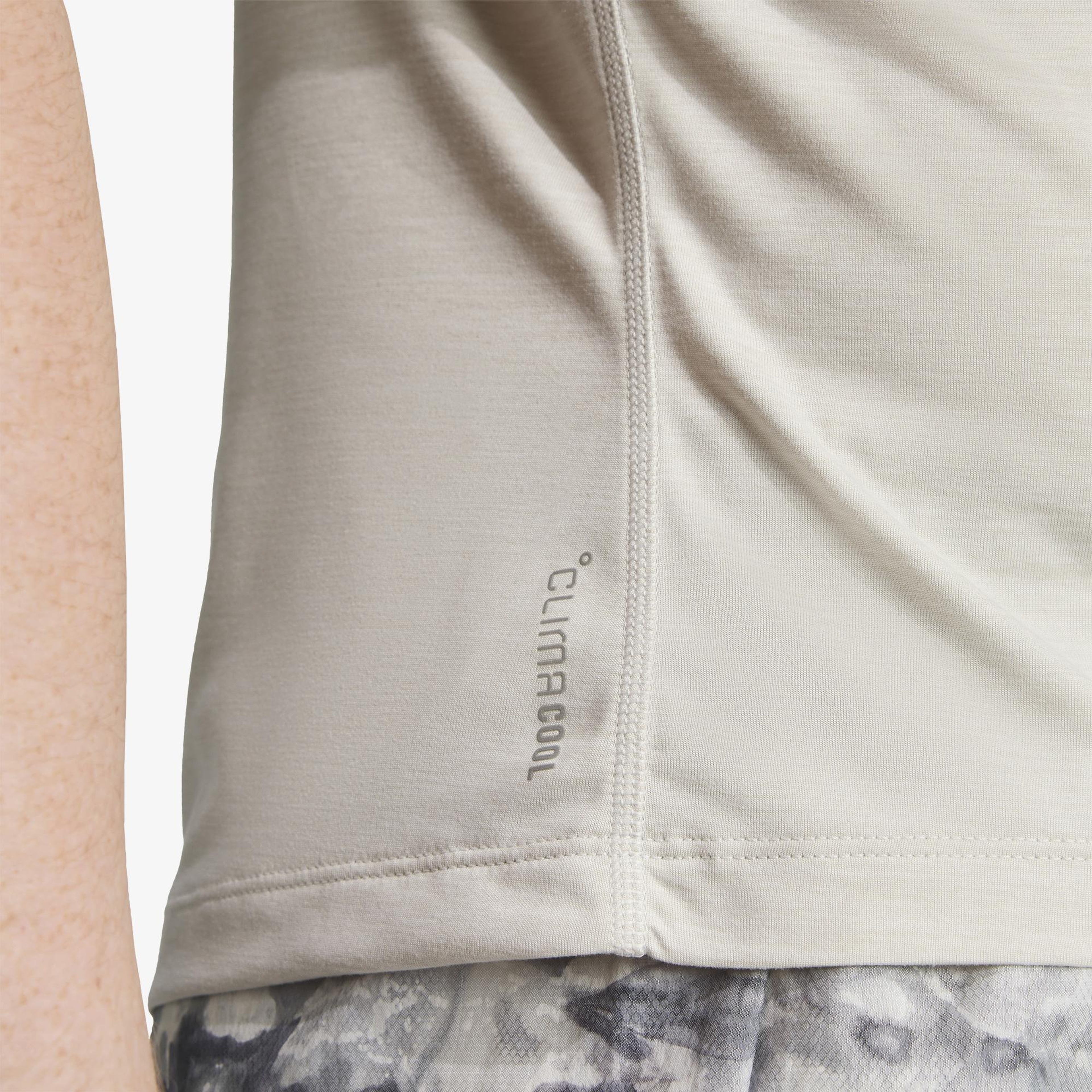 adidas Own The Run Melange Kadın Bej Koşu T-Shirt