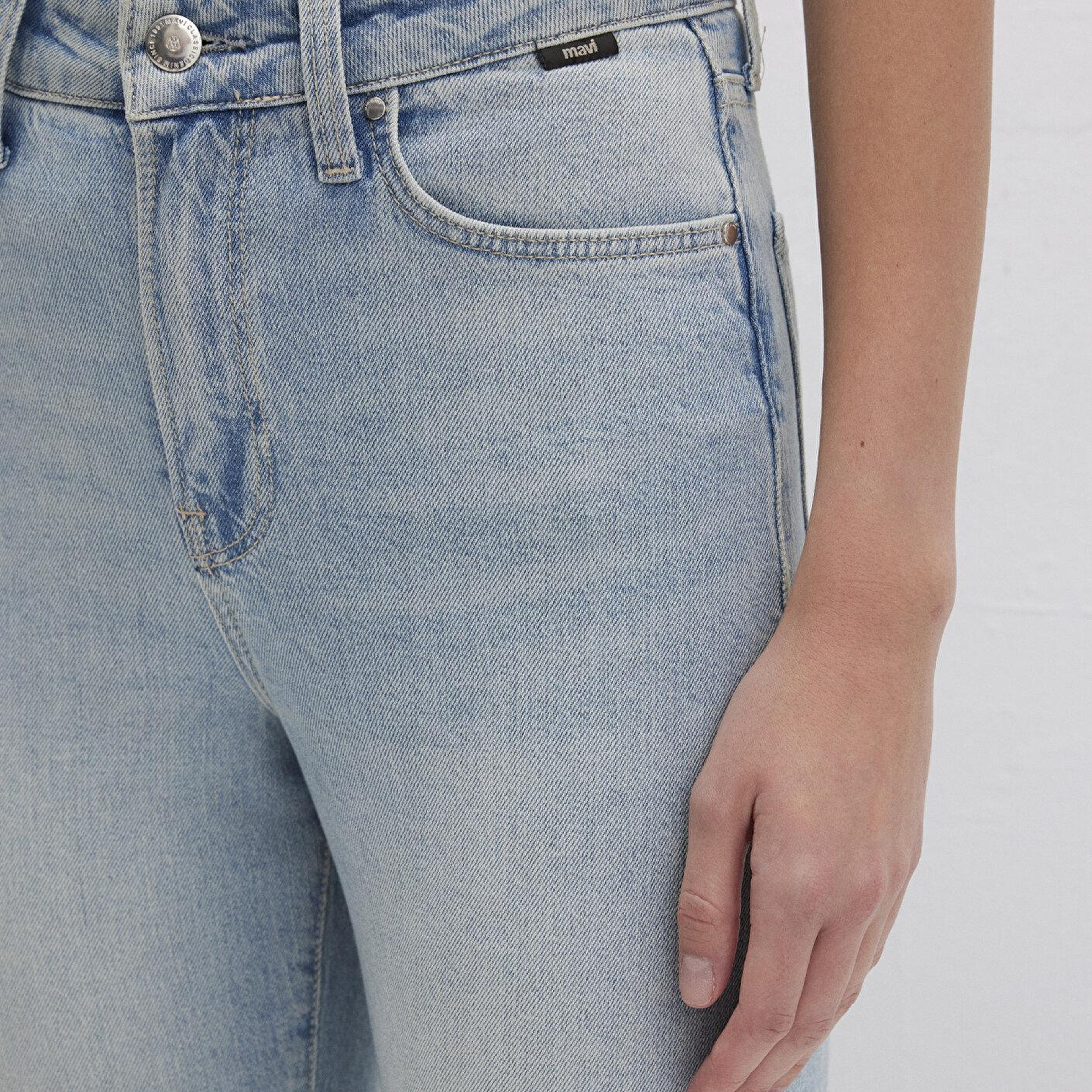 Mavi Star Classic Denim Puslu Açık Mavi Jean Pantolon 101077-90535