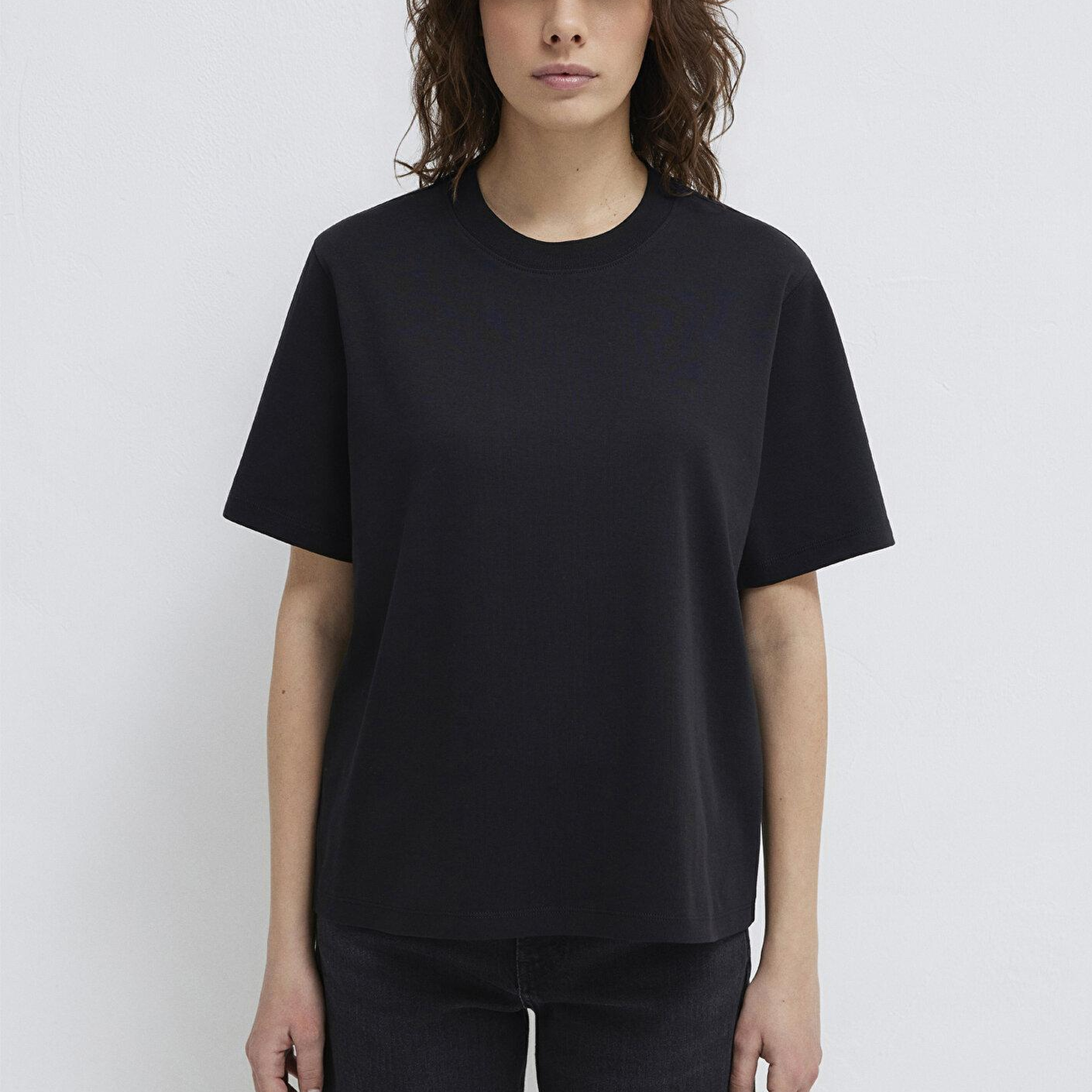 Mavi Siyah Basic İnterlok Tişört Loose Fit / Bol Rahat Kesim 1613820-900