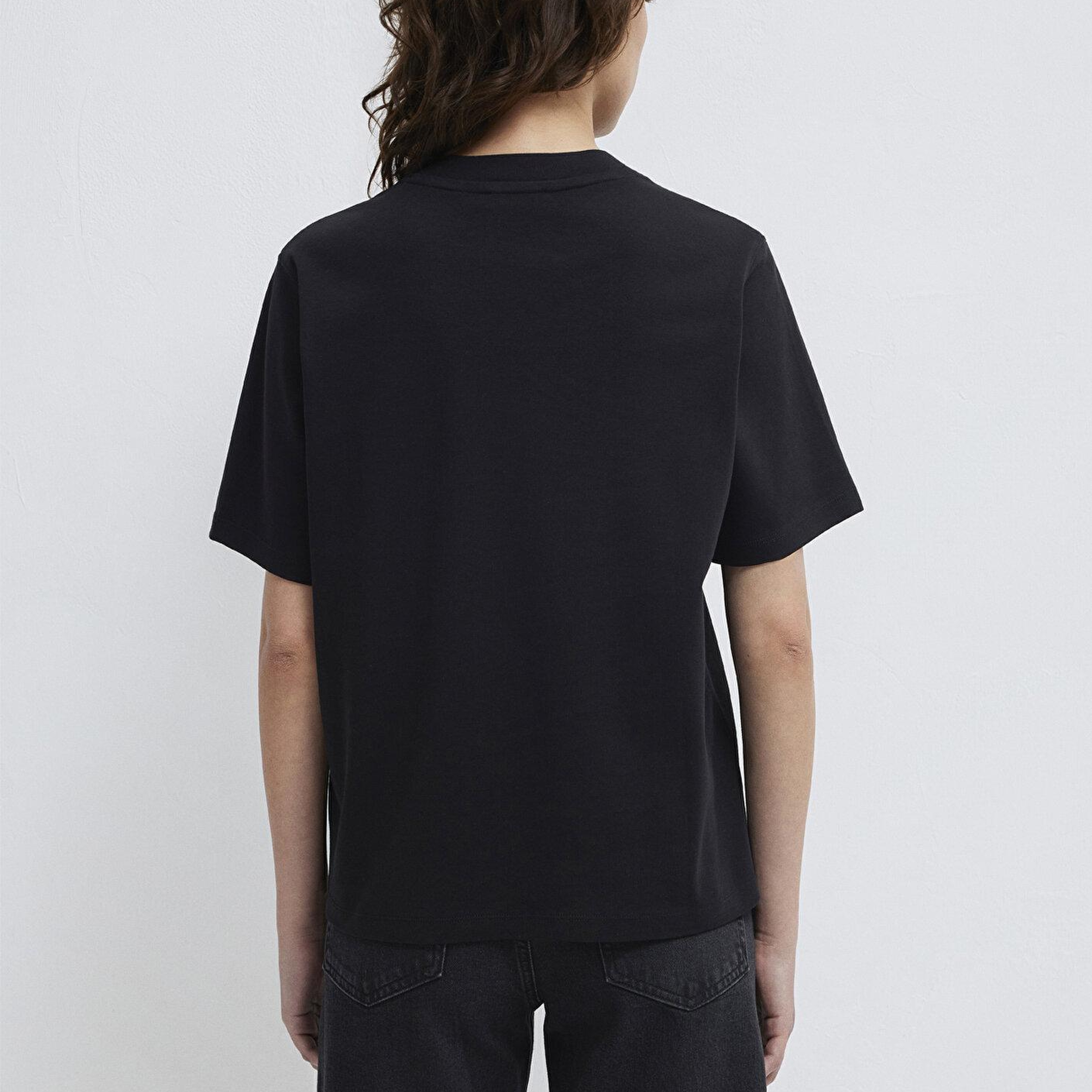 Mavi Siyah Basic İnterlok Tişört Loose Fit / Bol Rahat Kesim 1613820-900