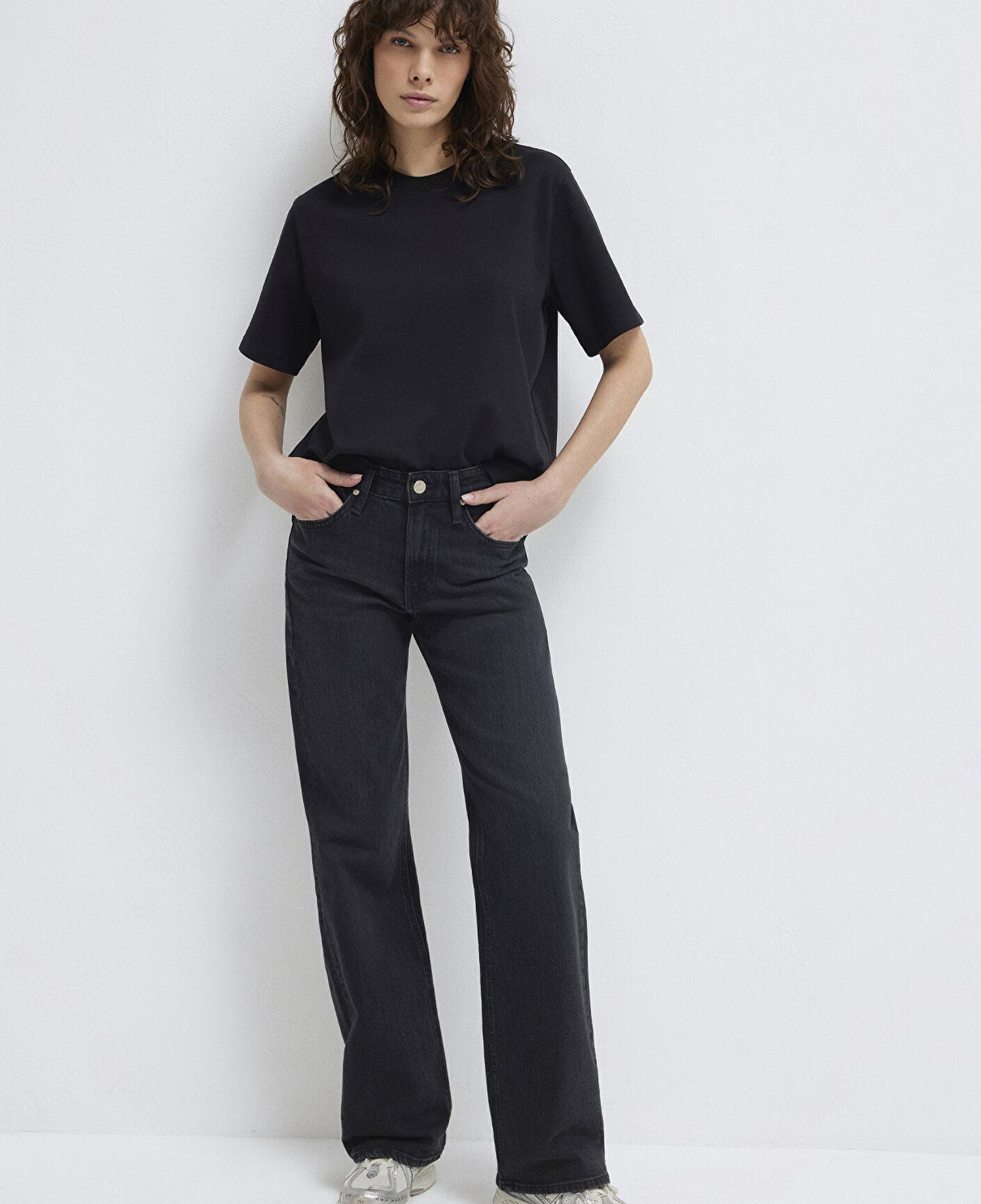 Mavi Siyah Basic İnterlok Tişört Loose Fit / Bol Rahat Kesim 1613820-900