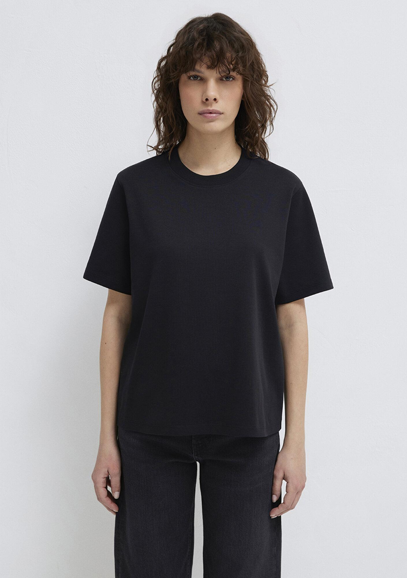 Mavi Siyah Basic İnterlok Tişört Loose Fit / Bol Rahat Kesim 1613820-900
