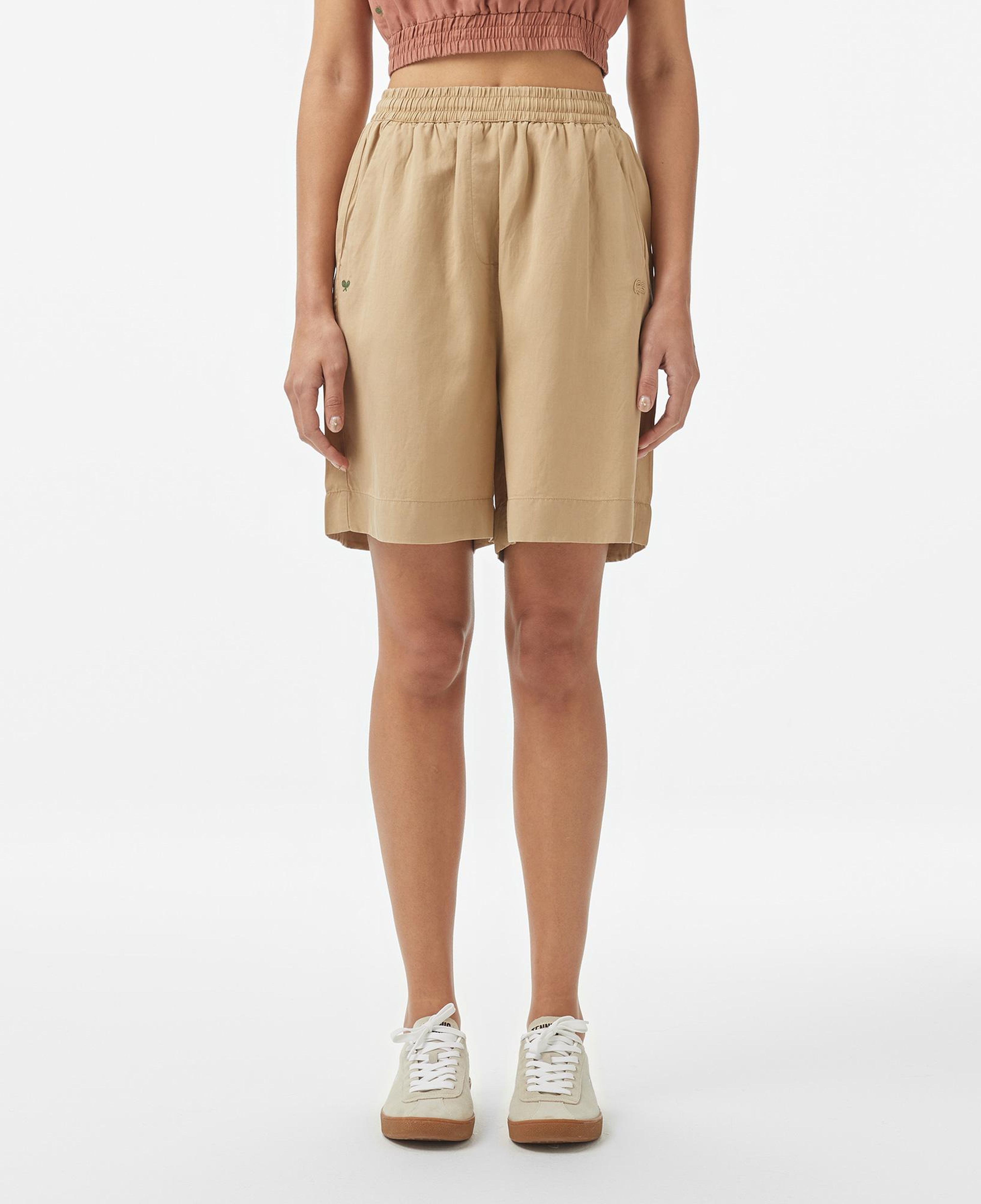 Lacoste Kadın Regular Fit Bej Bermuda Şort