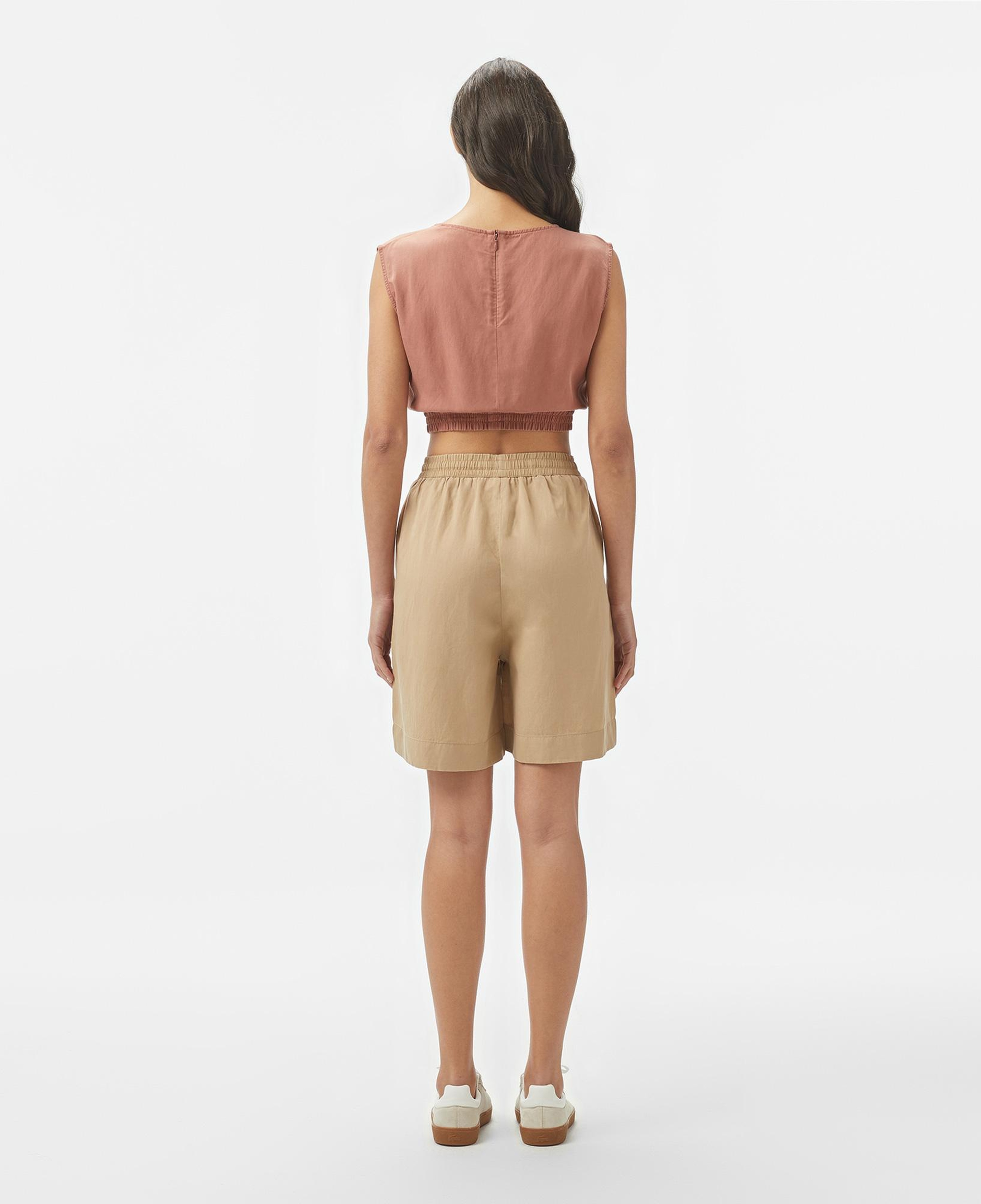 Lacoste Kadın Regular Fit Bej Bermuda Şort