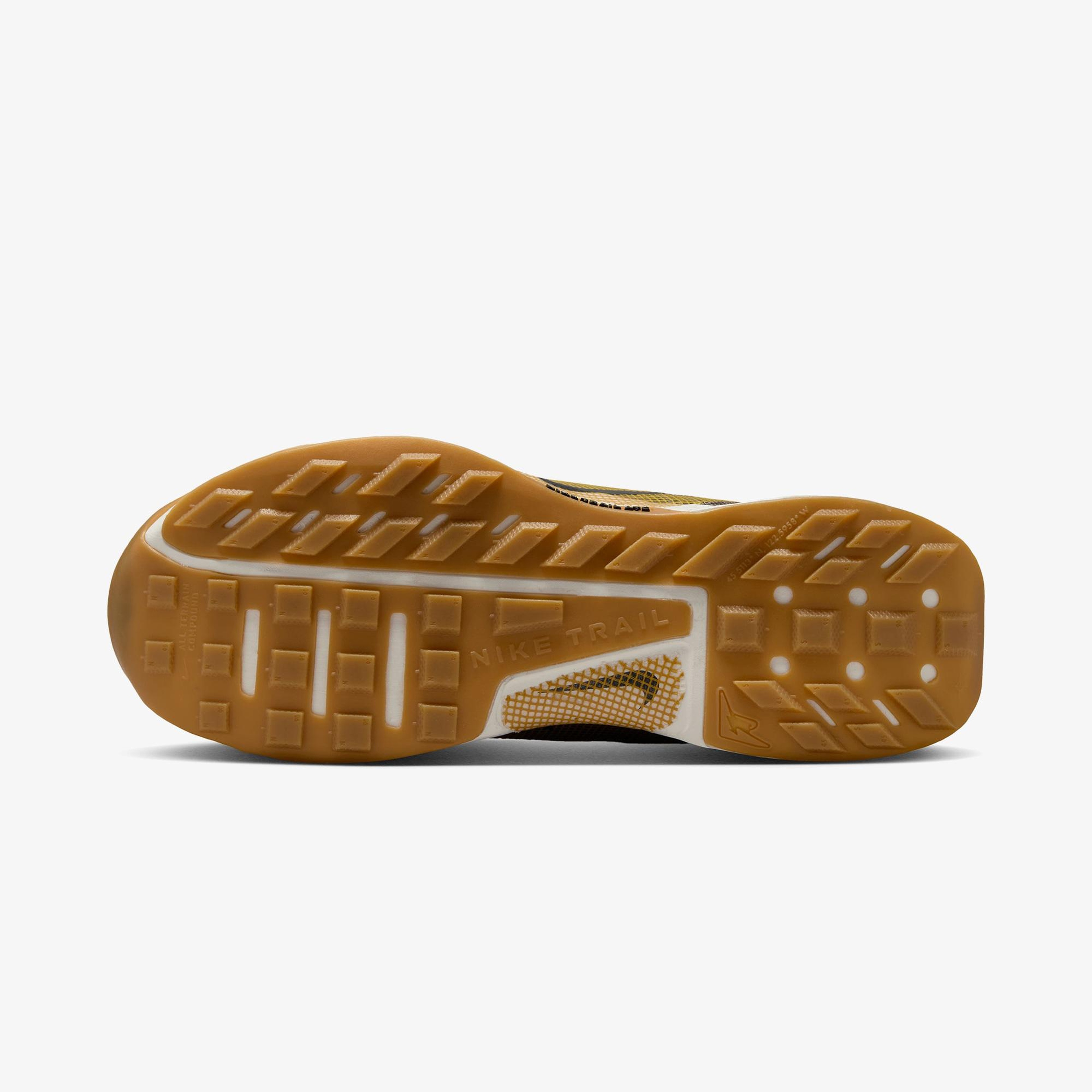 Nike Juniper Trail 3 Kadın Kahverengi Koşu Ayakkabısı