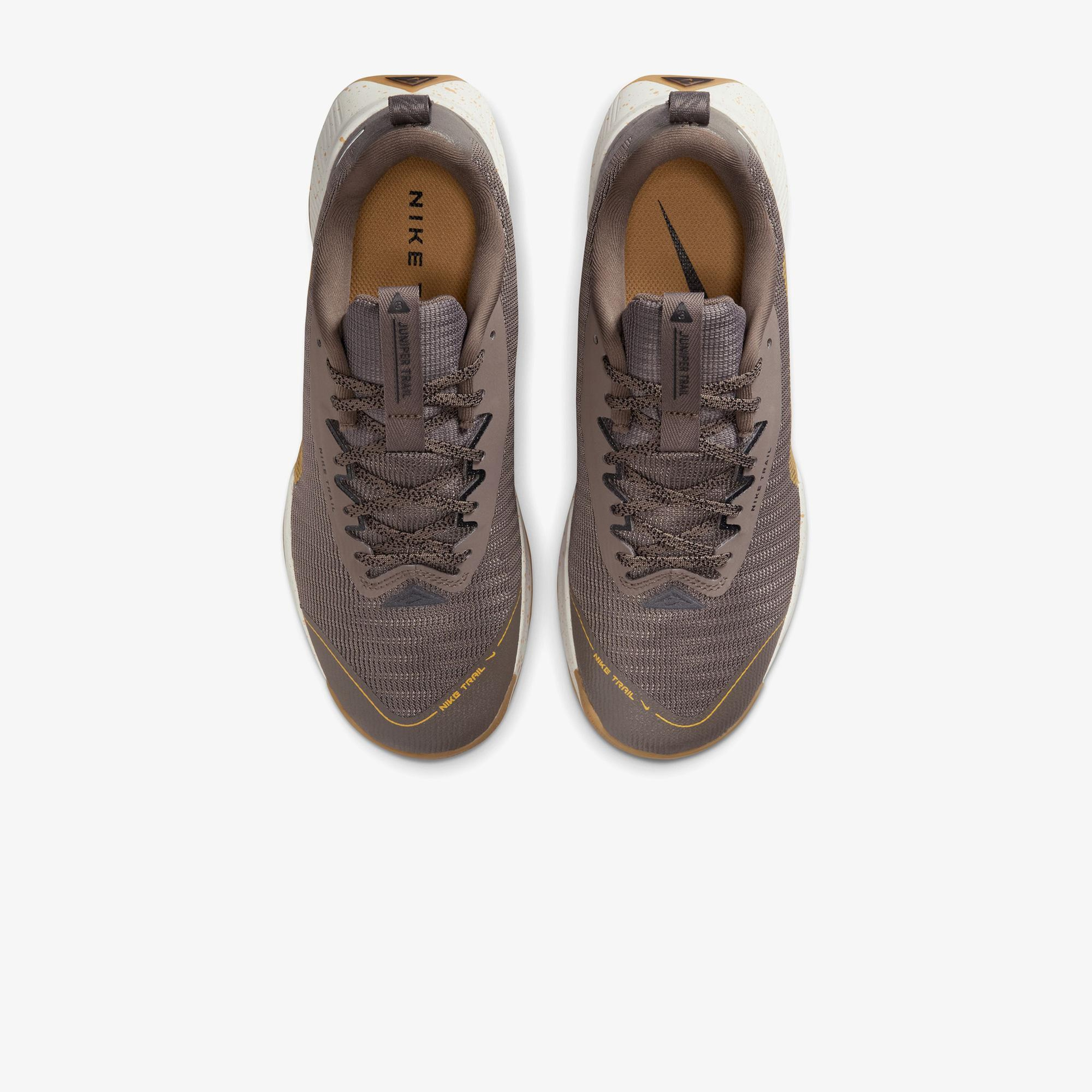 Nike Juniper Trail 3 Kadın Kahverengi Koşu Ayakkabısı
