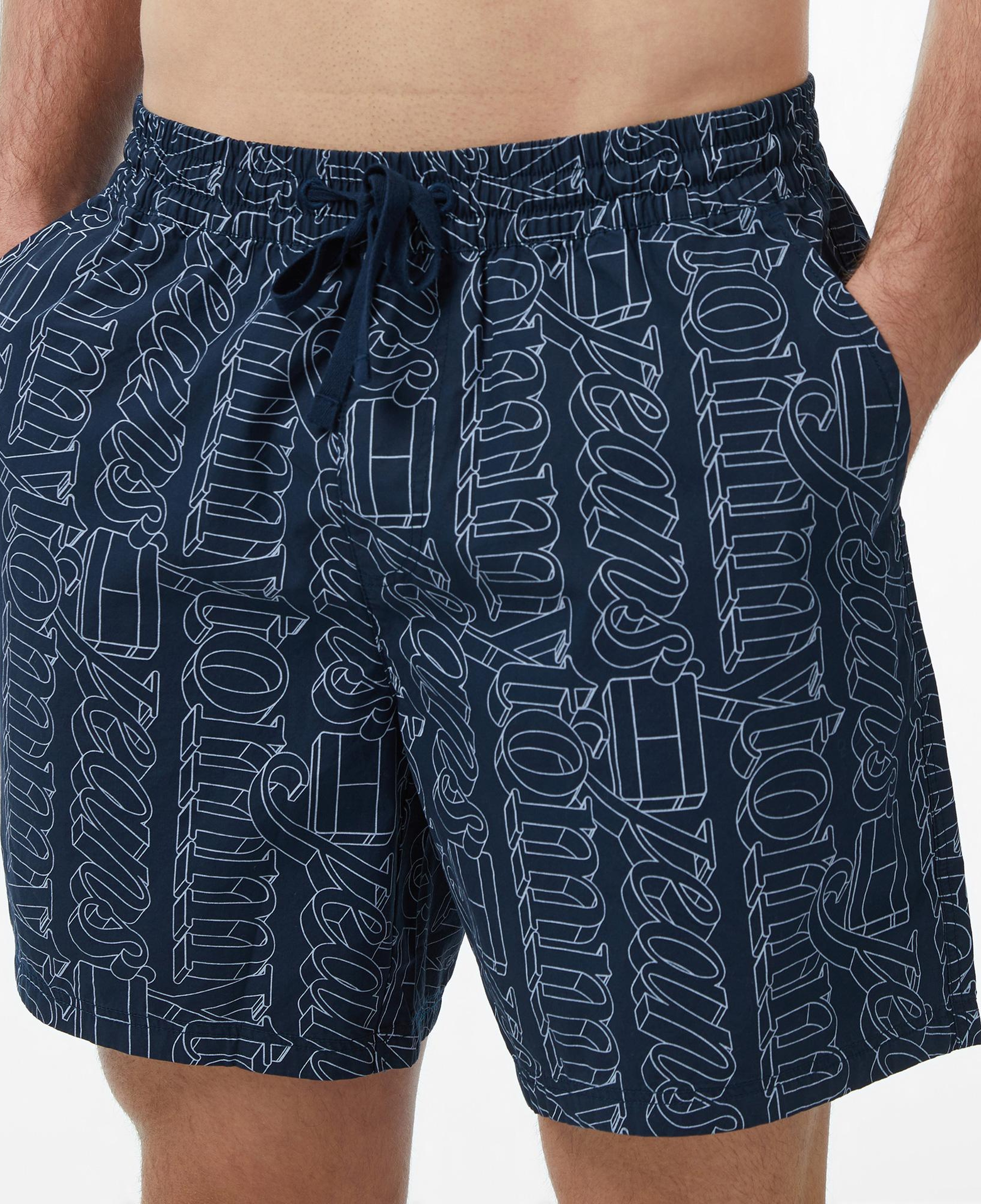 Tommy Hilfiger AOP Erkek Lacivert Şort