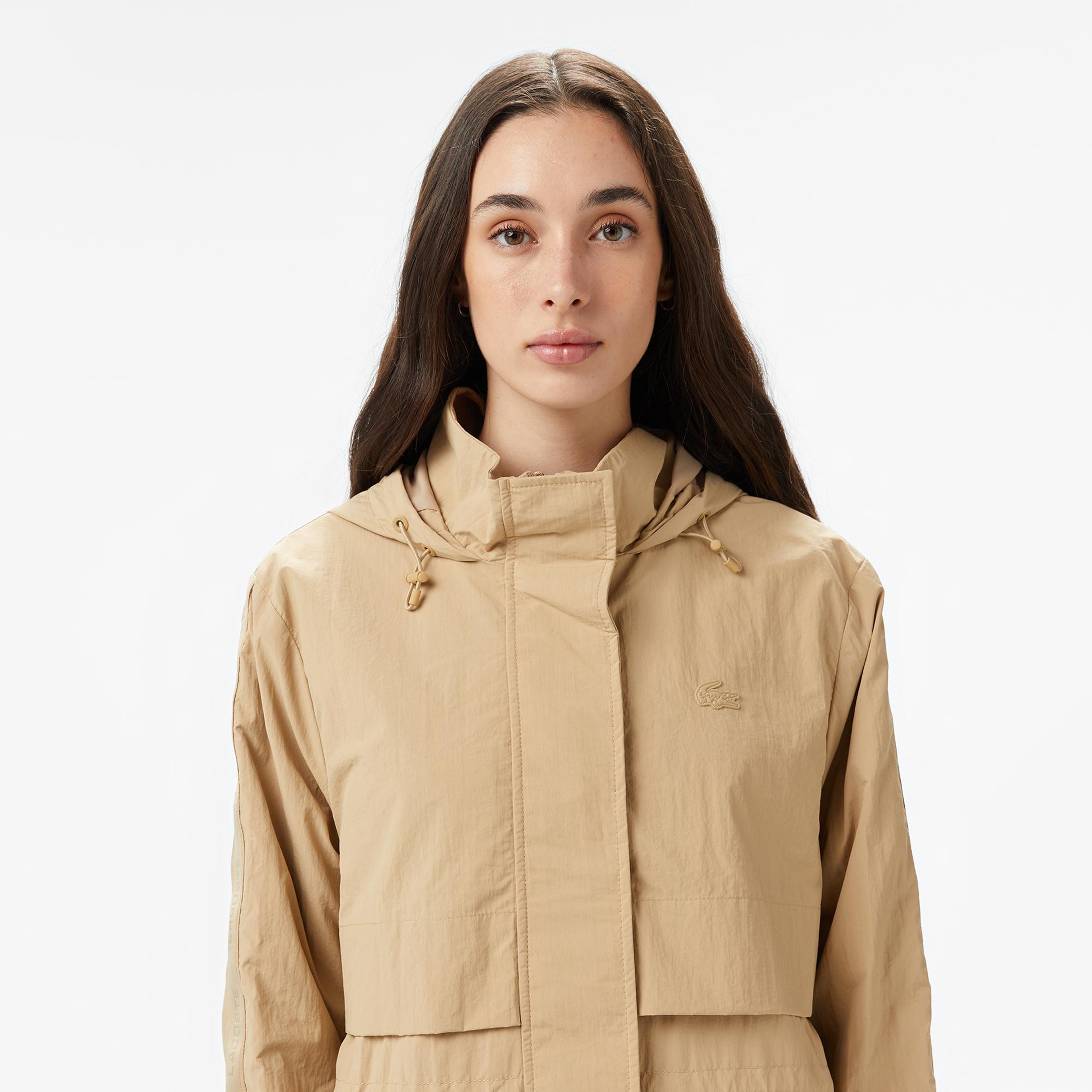 Lacoste Kadın Kapüşonlu Bej Mont