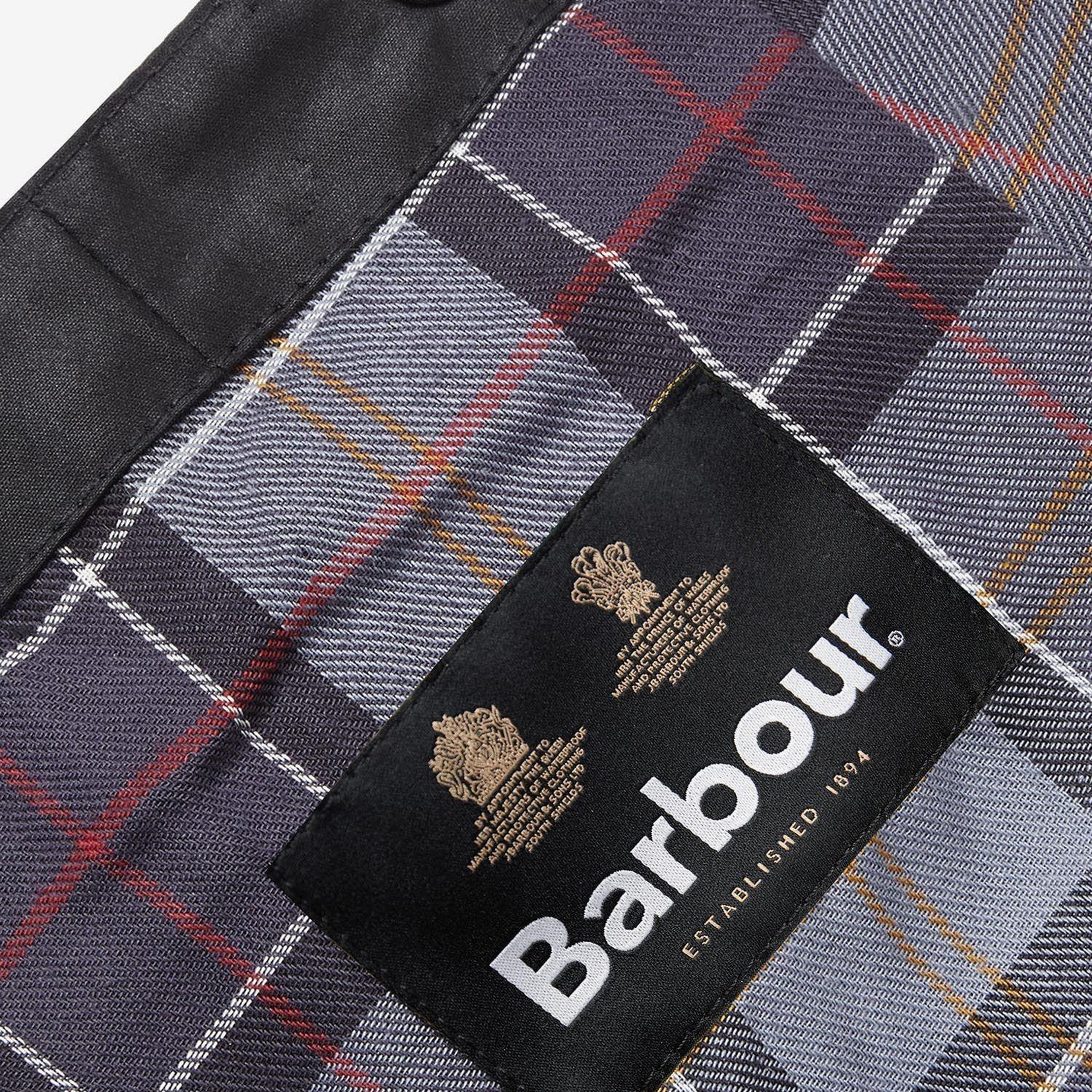 Barbour Yağlı Kapüşon - Klasik Ceketler İle Uyumludur