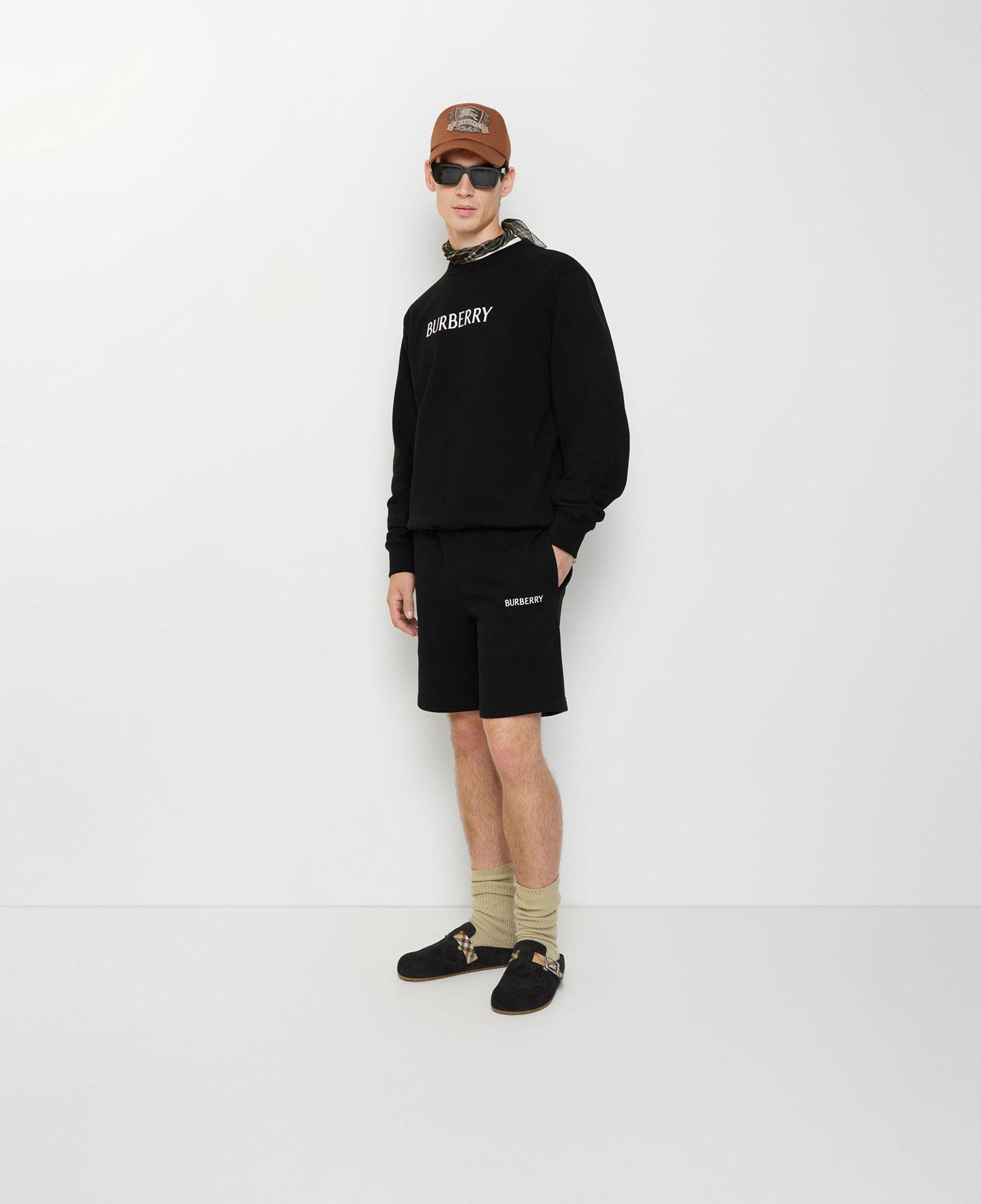 Burberry Shaun Erkek Siyah Şort